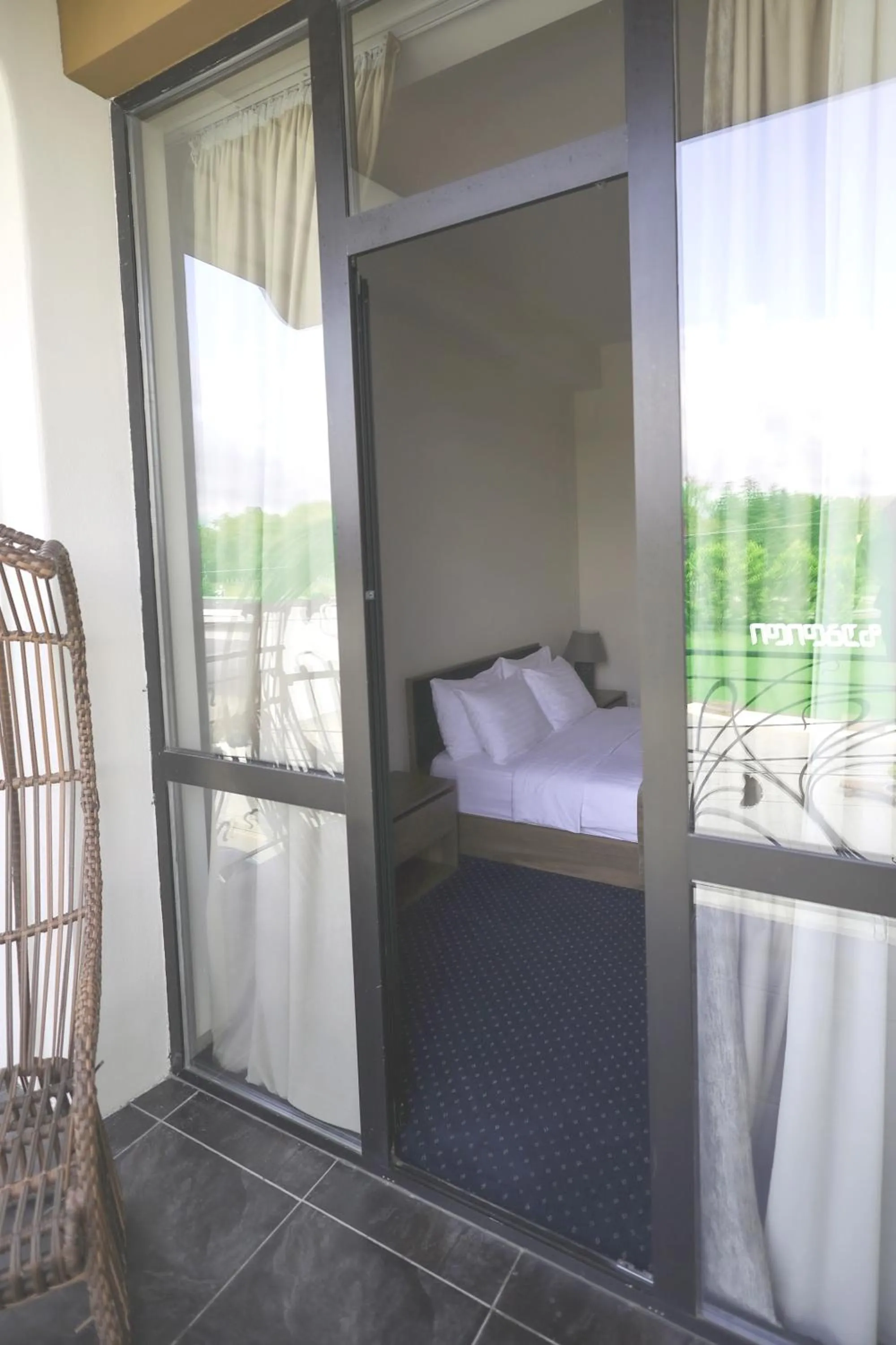 Bed in Garden Palace