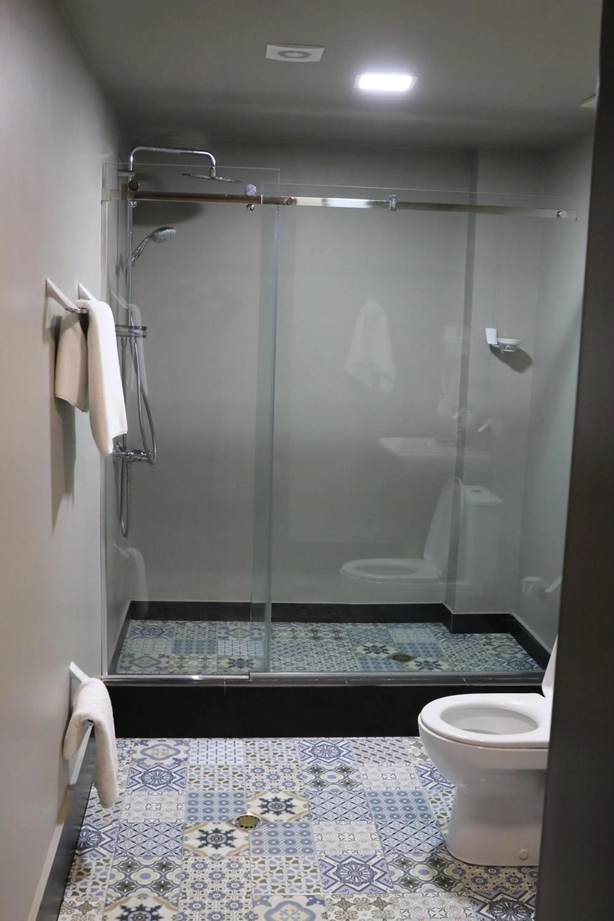 Bathroom in Garden Palace