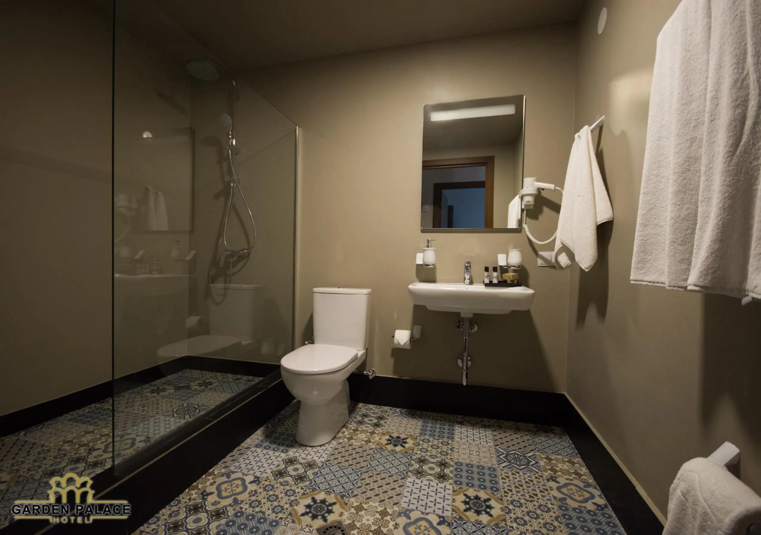 Bathroom in Garden Palace