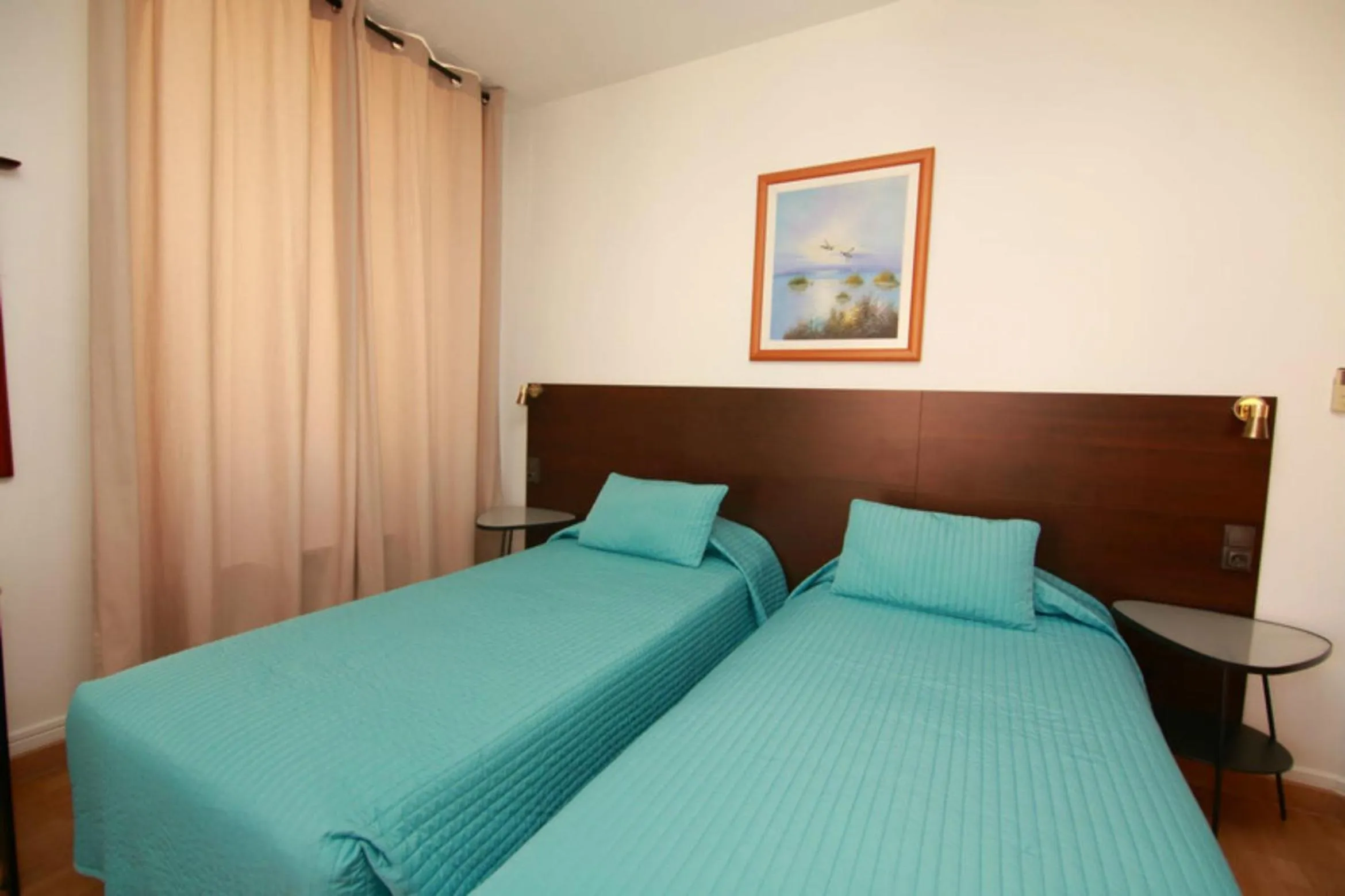 Bedroom, Bed in Residencial Joao XXI