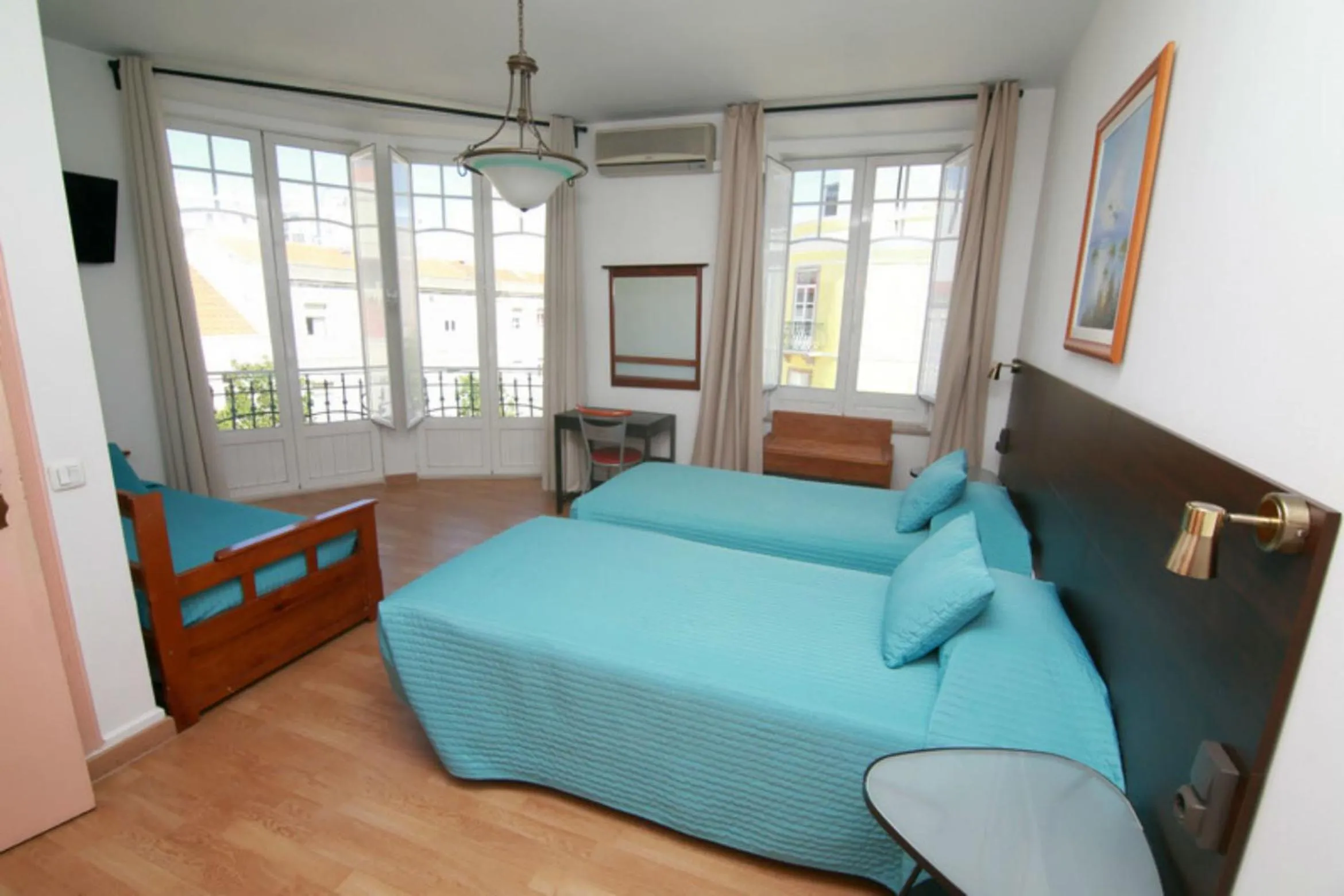 Bedroom, Bed in Residencial Joao XXI