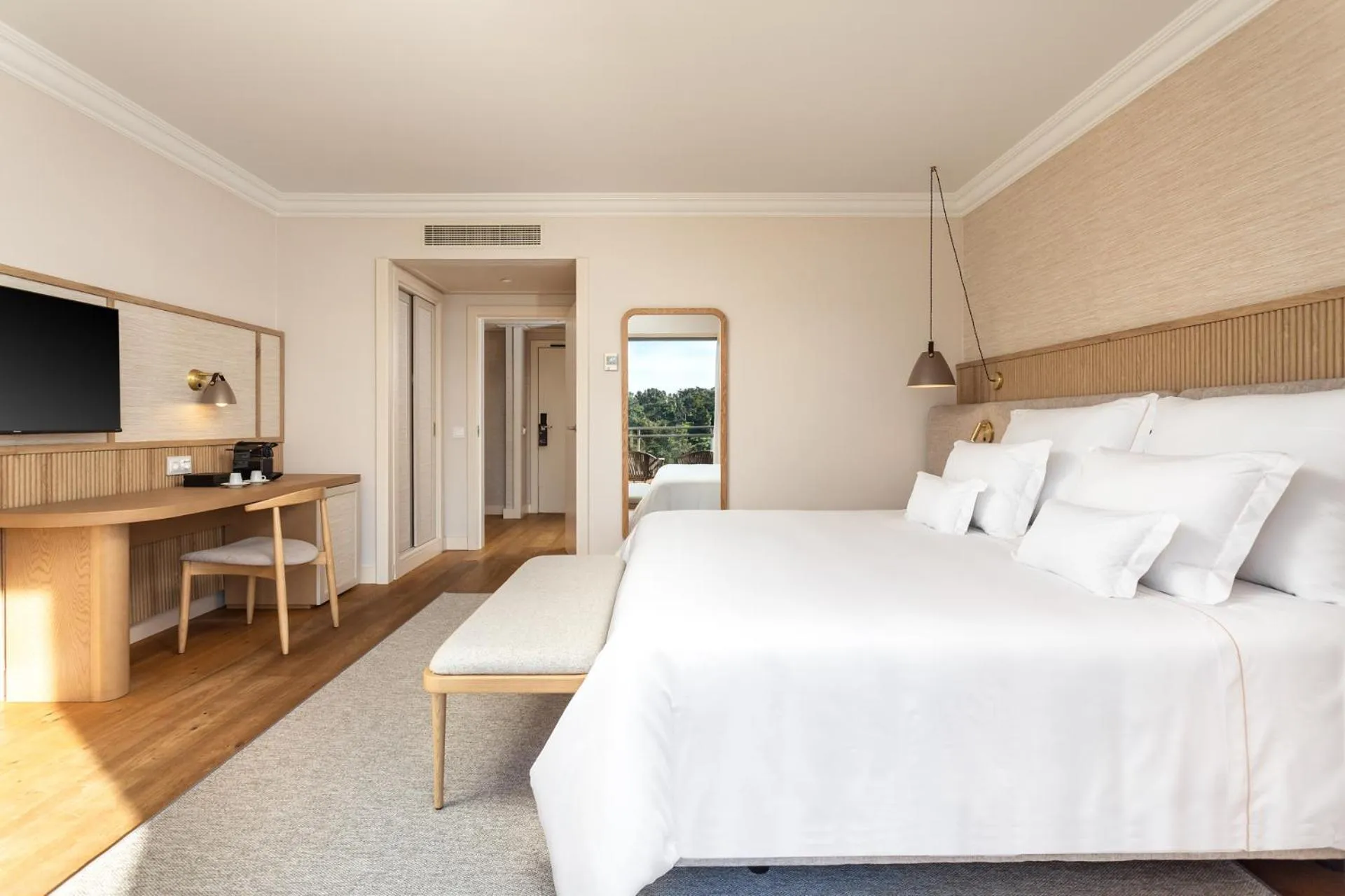 Bed in Grande Real Santa Eulalia Resort & Hotel Spa