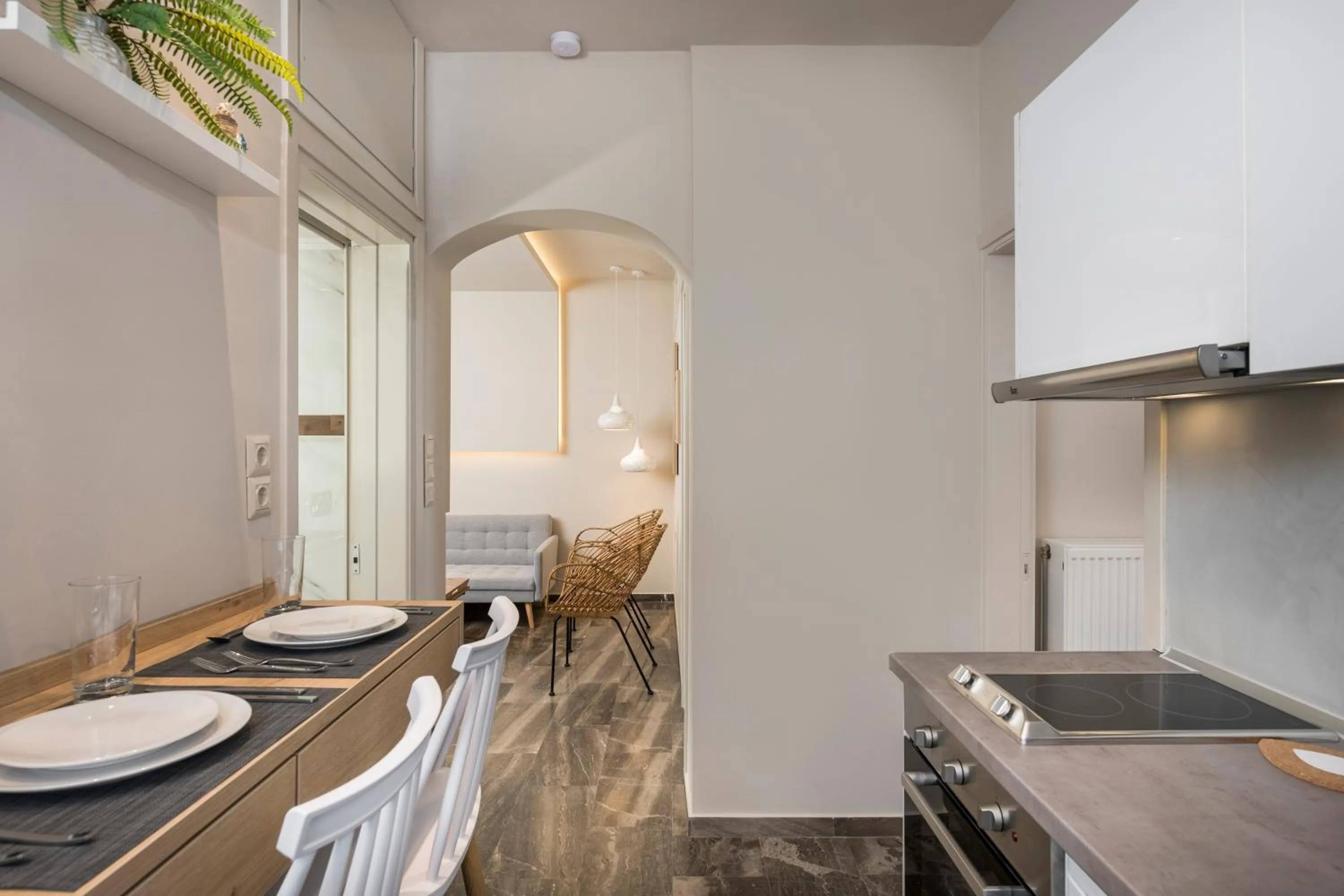 Kitchen or kitchenette in Sun Ray Luxury Apartments