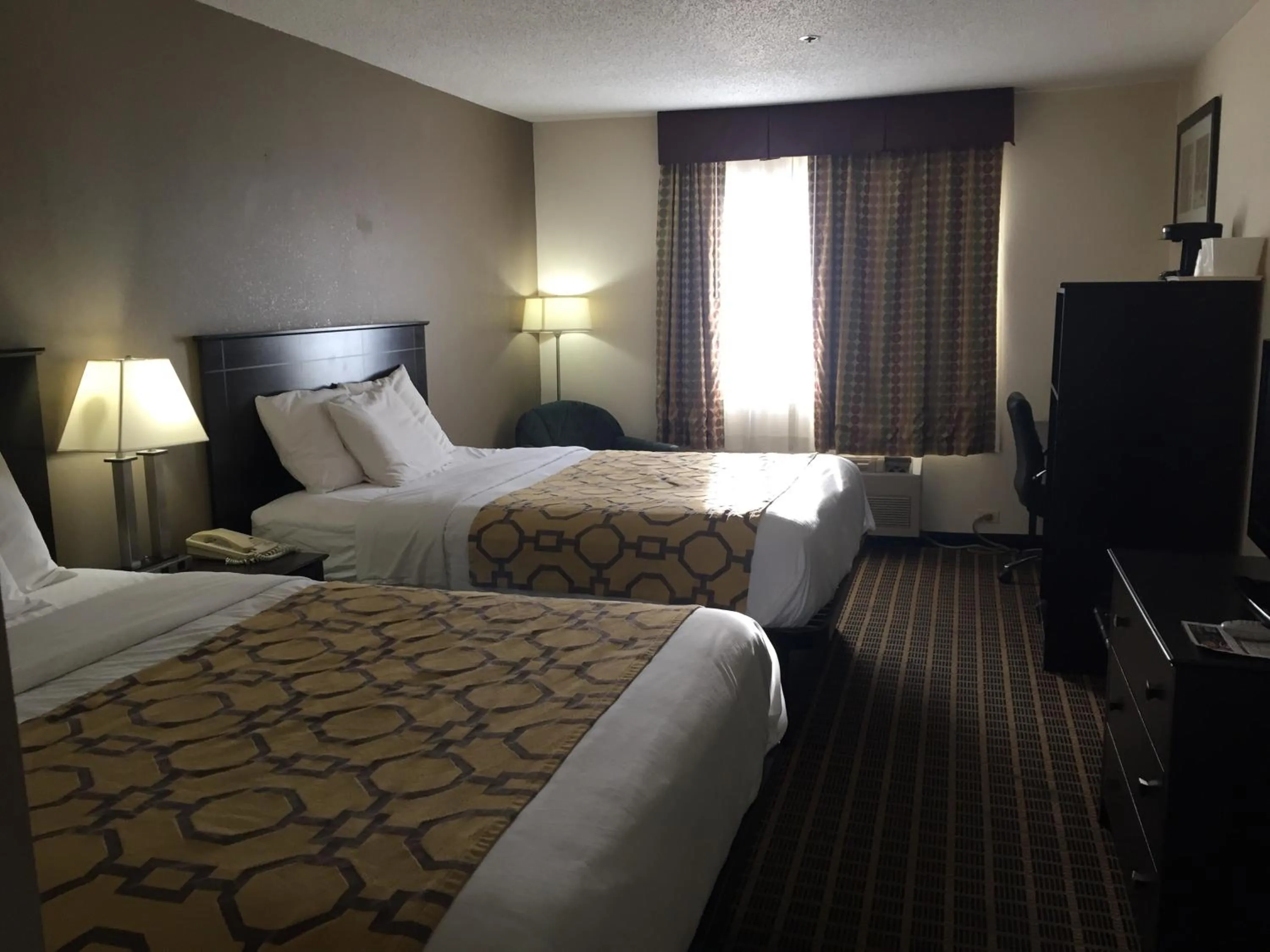 Bed in Baymont by Wyndham Harvard