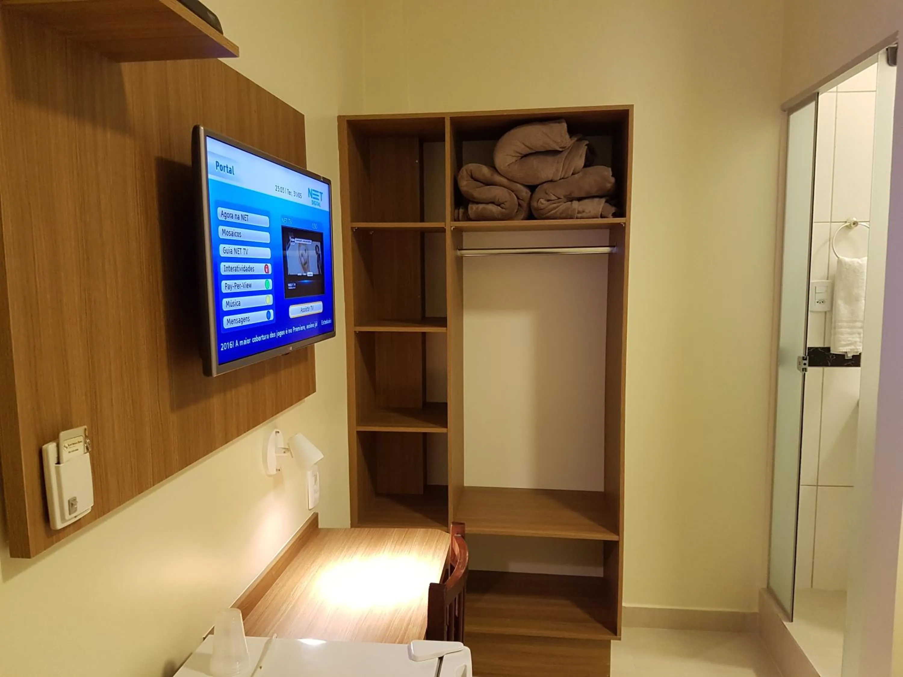 TV and multimedia, Bed in Oft Place Hotel