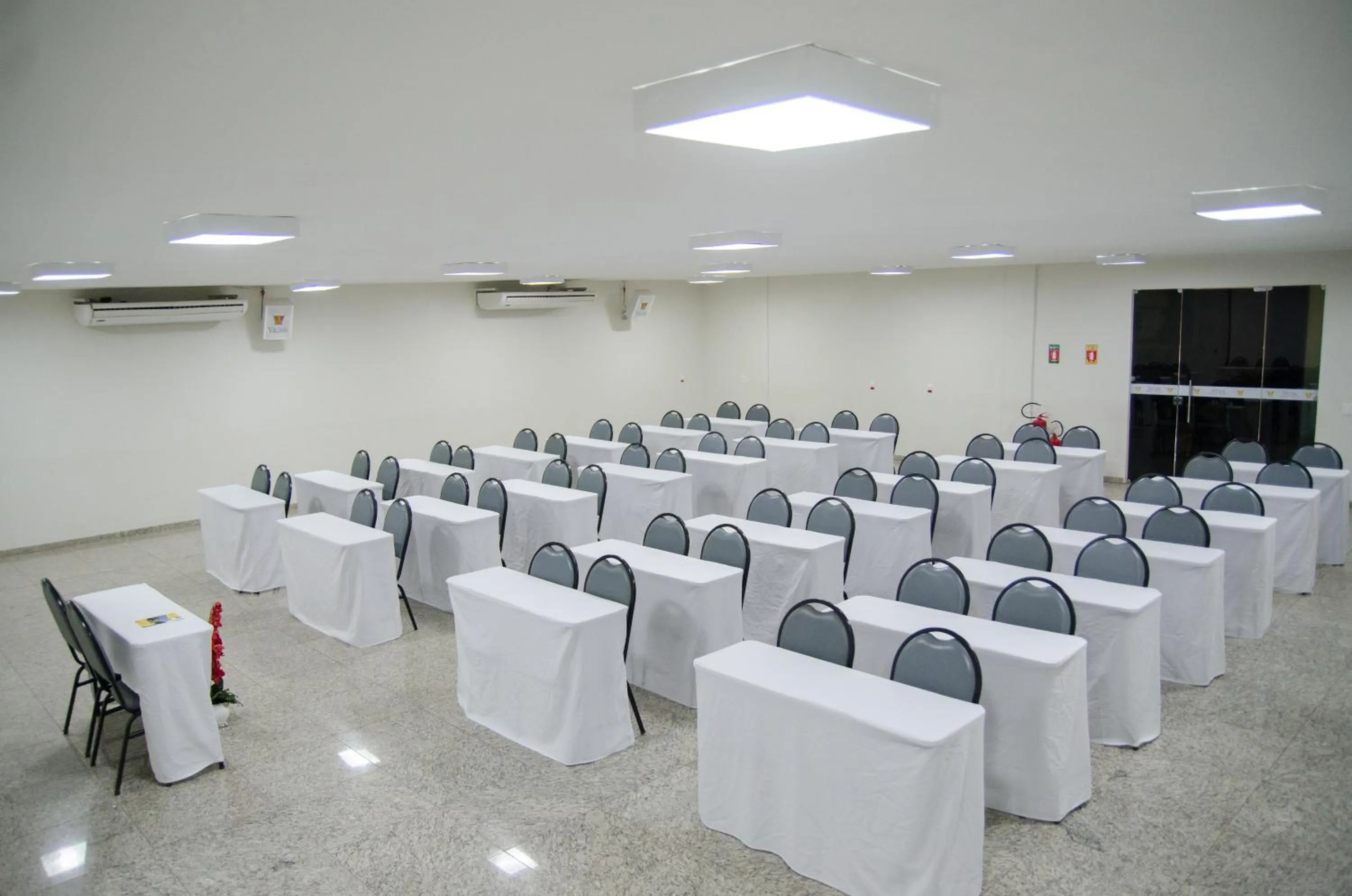 Meeting/conference room in Vitoria Palace Hotel