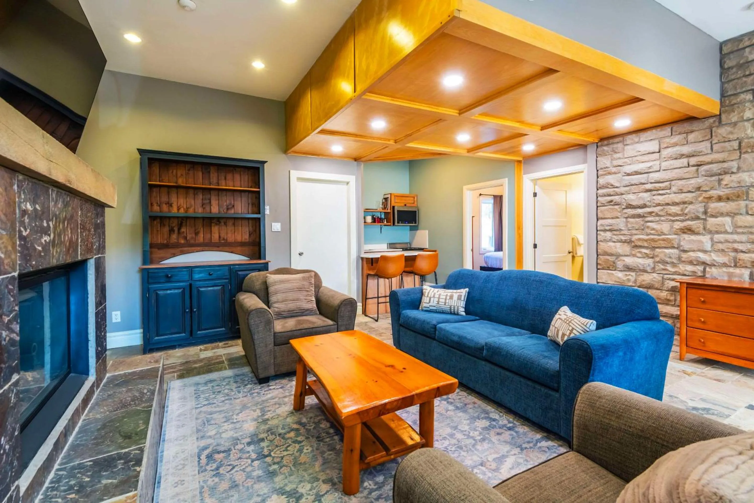 Bedroom in Calabogie Peaks Hotel, Ascend Hotel Member