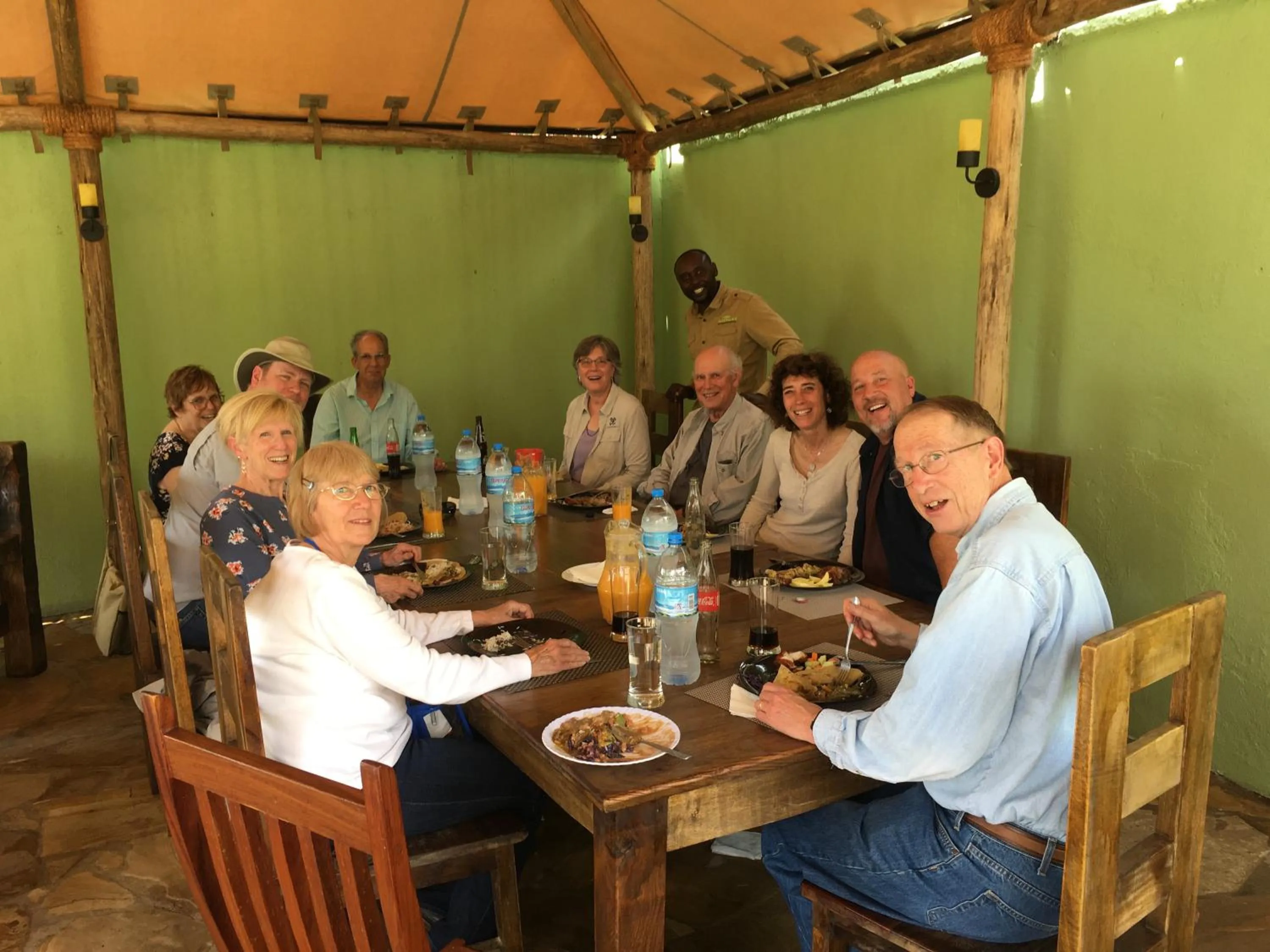 Restaurant/places to eat in Mama Wilsen House