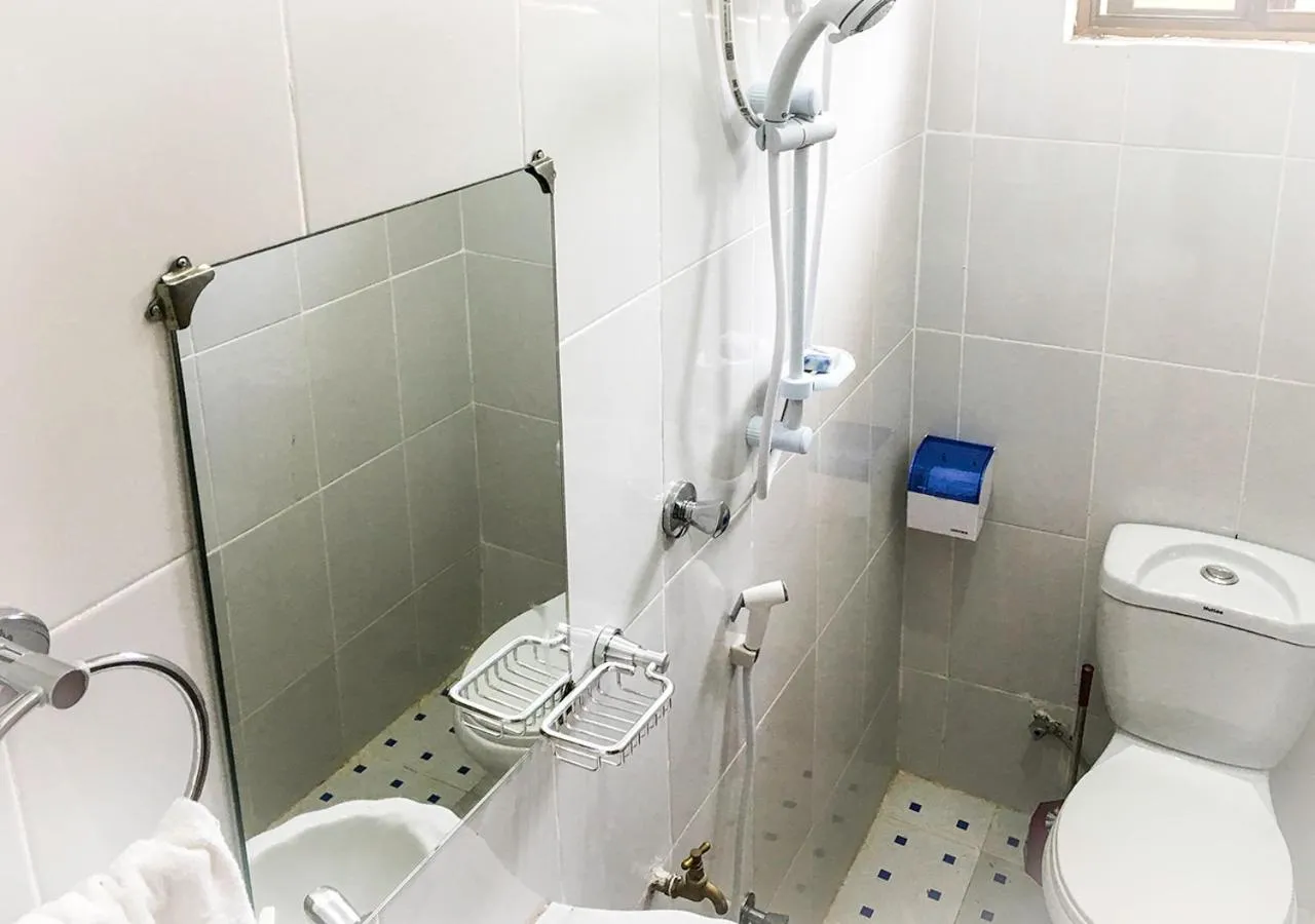 Shower in Mama Wilsen House