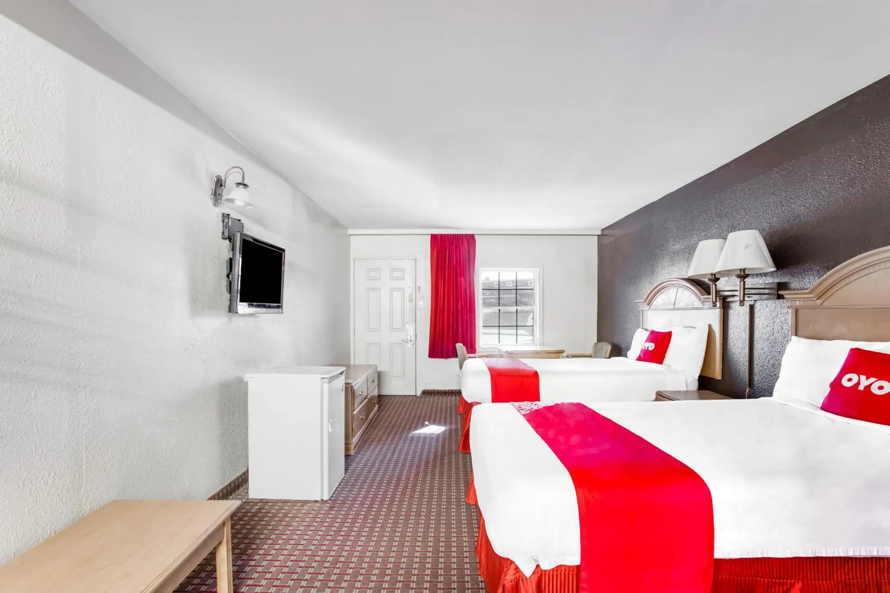 2 Full Bed in OYO Hotel Bald Knob AR Hwy 64 2 Full Bed in OYO Hotel Bald Knob AR Hwy 64