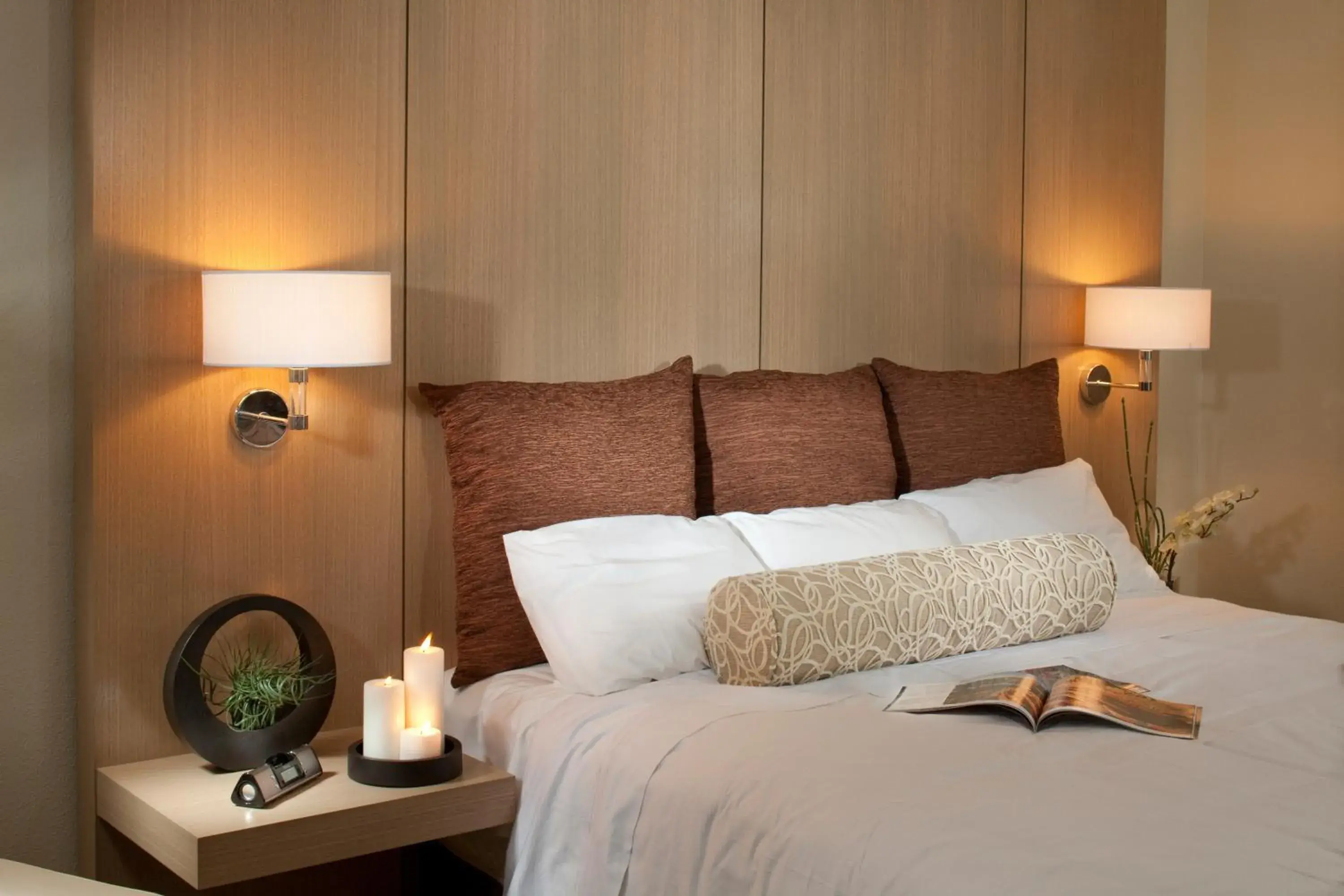 Enclave King Room in Eureka Casino Resort Enclave King Room in Eureka Casino Resort