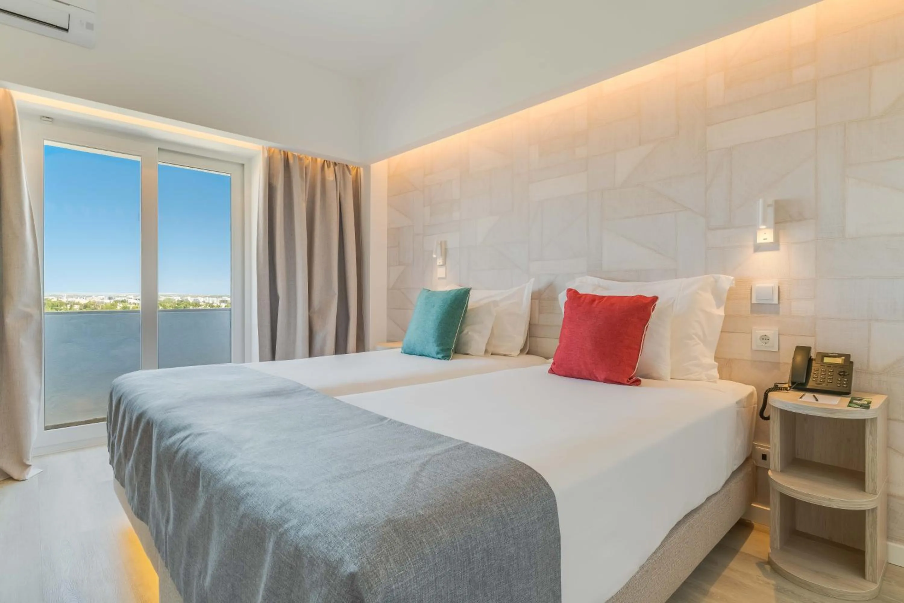 Bedroom, Bed in Pestana Blue Alvor Beach - All Inclusive Hotel