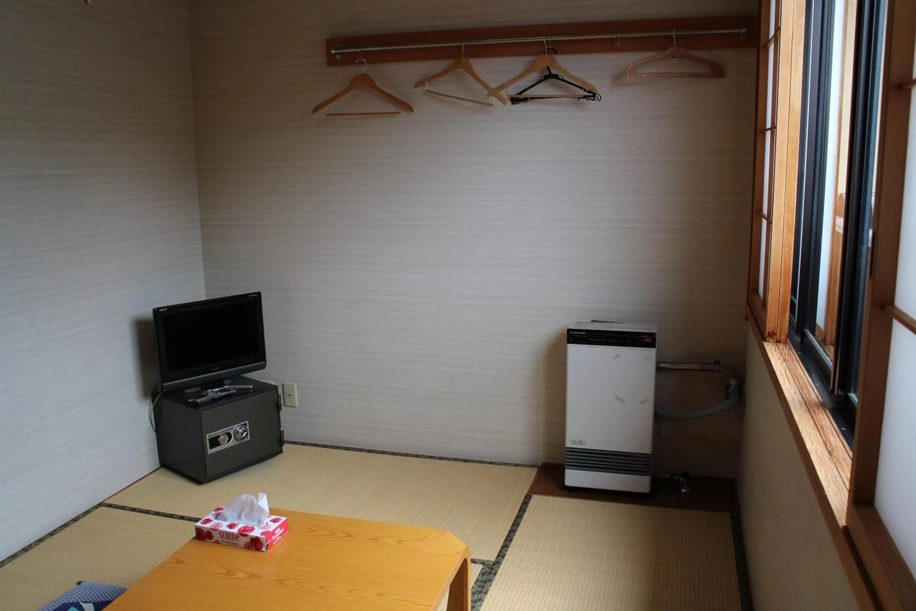 Photo of the whole room in Peanuts House Kumakuma