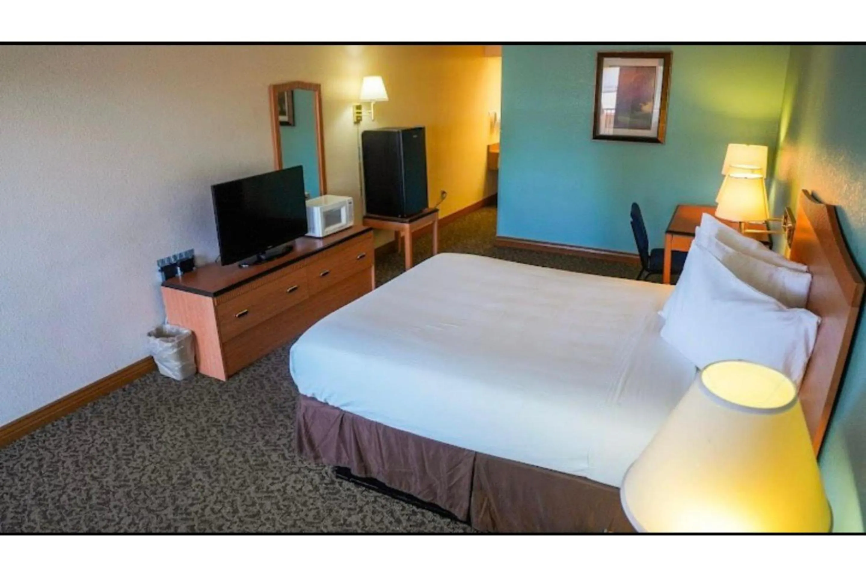 Bedroom, Bed in Sierra Inn Capital O ft Huachuca