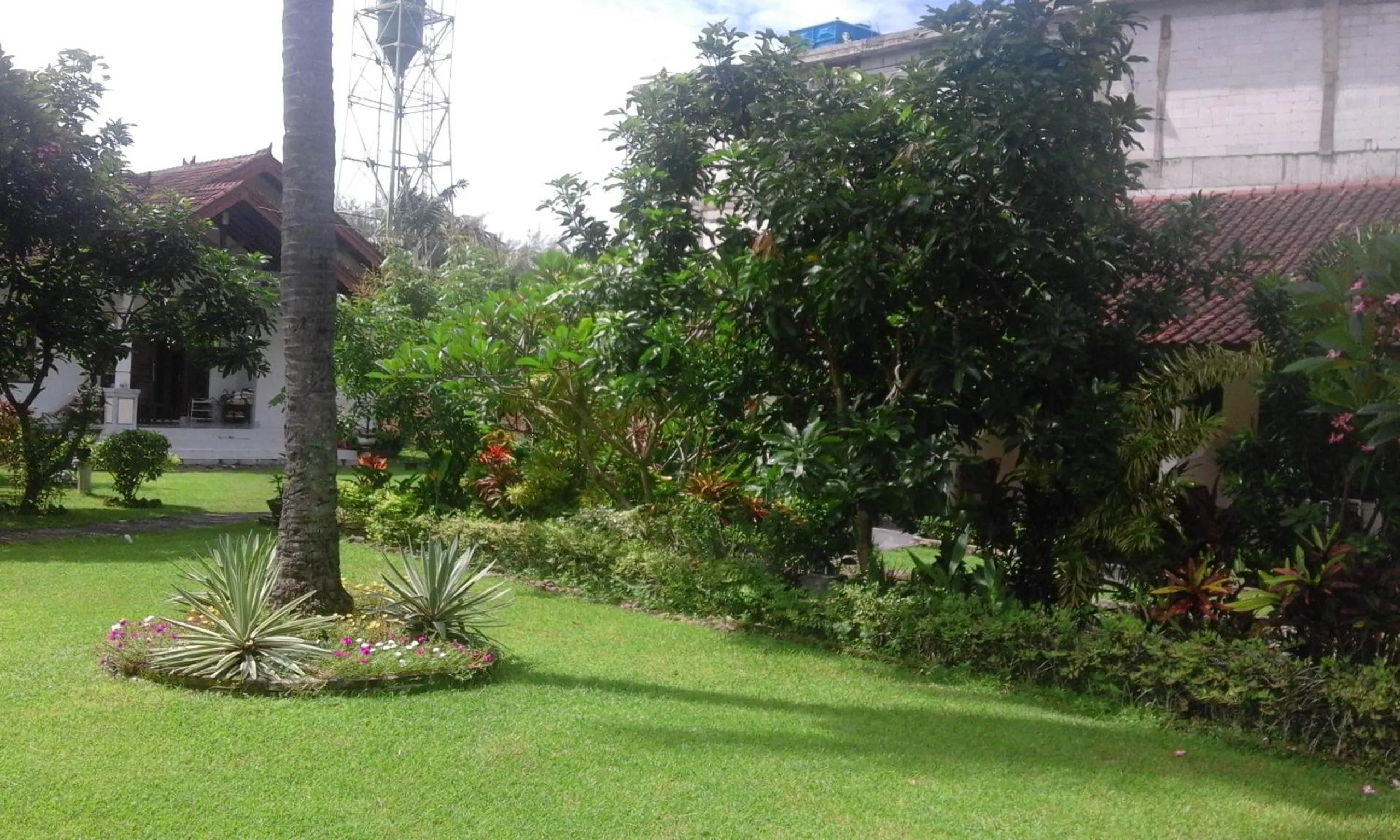 Garden in Indah Homestay and Cooking classes