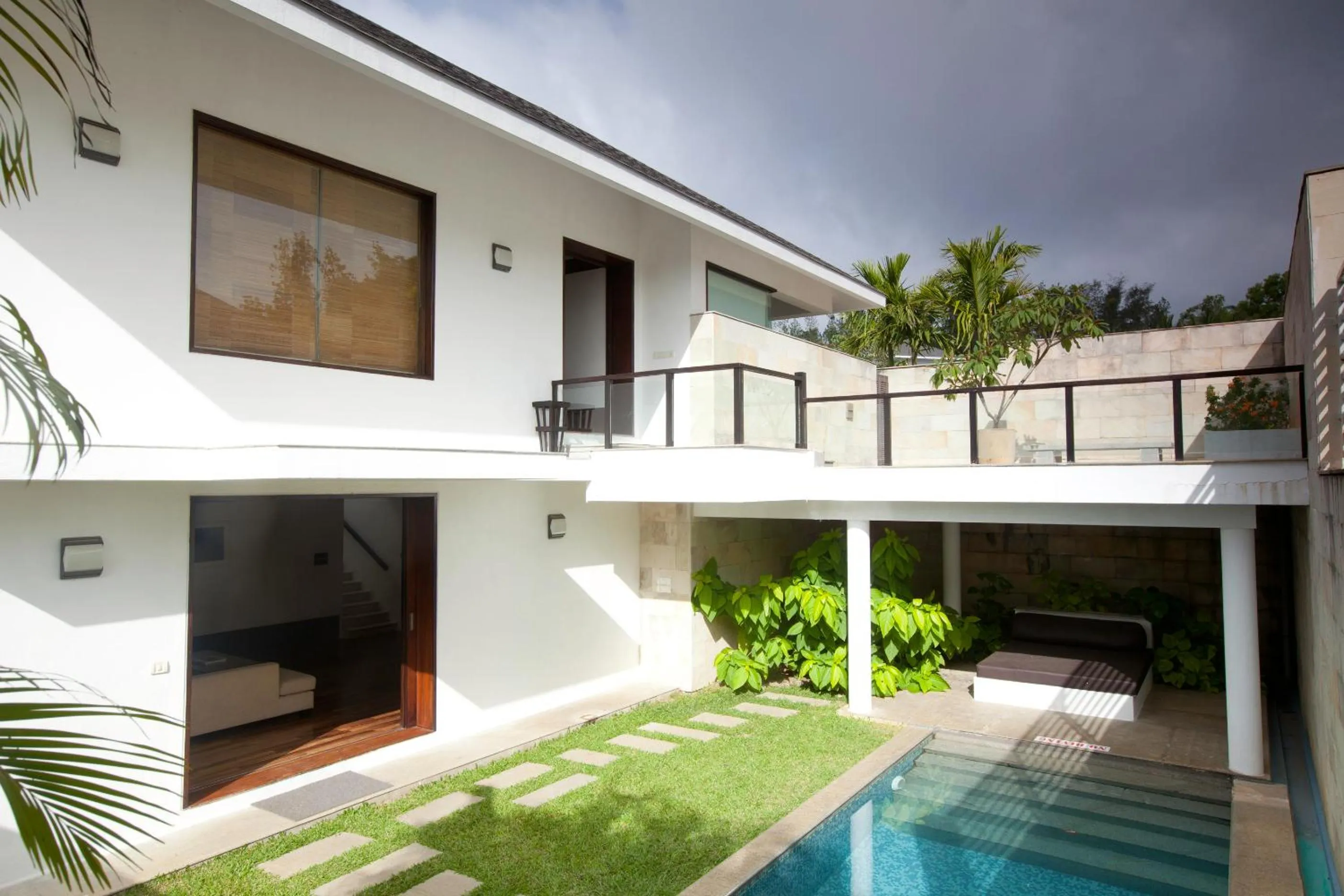 Swimming pool in The Serai Chickmagalur