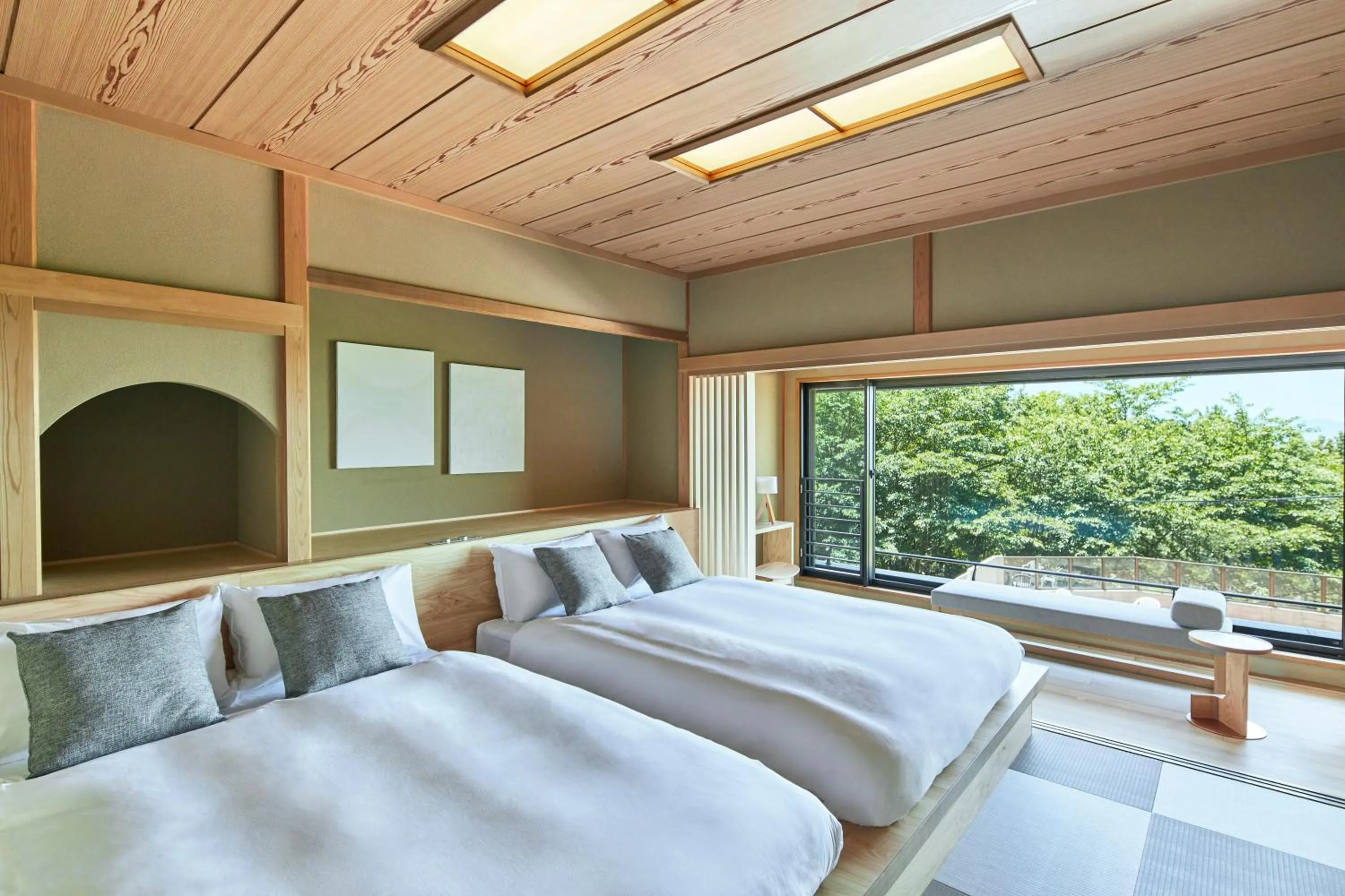Photo of the whole room, Bed in ANDO HOTEL NARA Wakakusayama -DLIGHT LIFE & HOTELS-