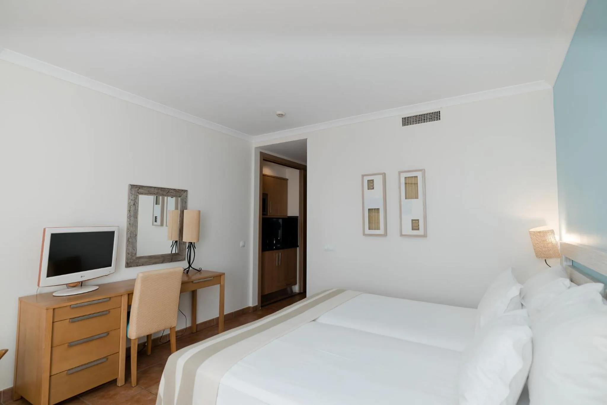 Bedroom, Bed in Pestana Viking Beach & SPA Resort