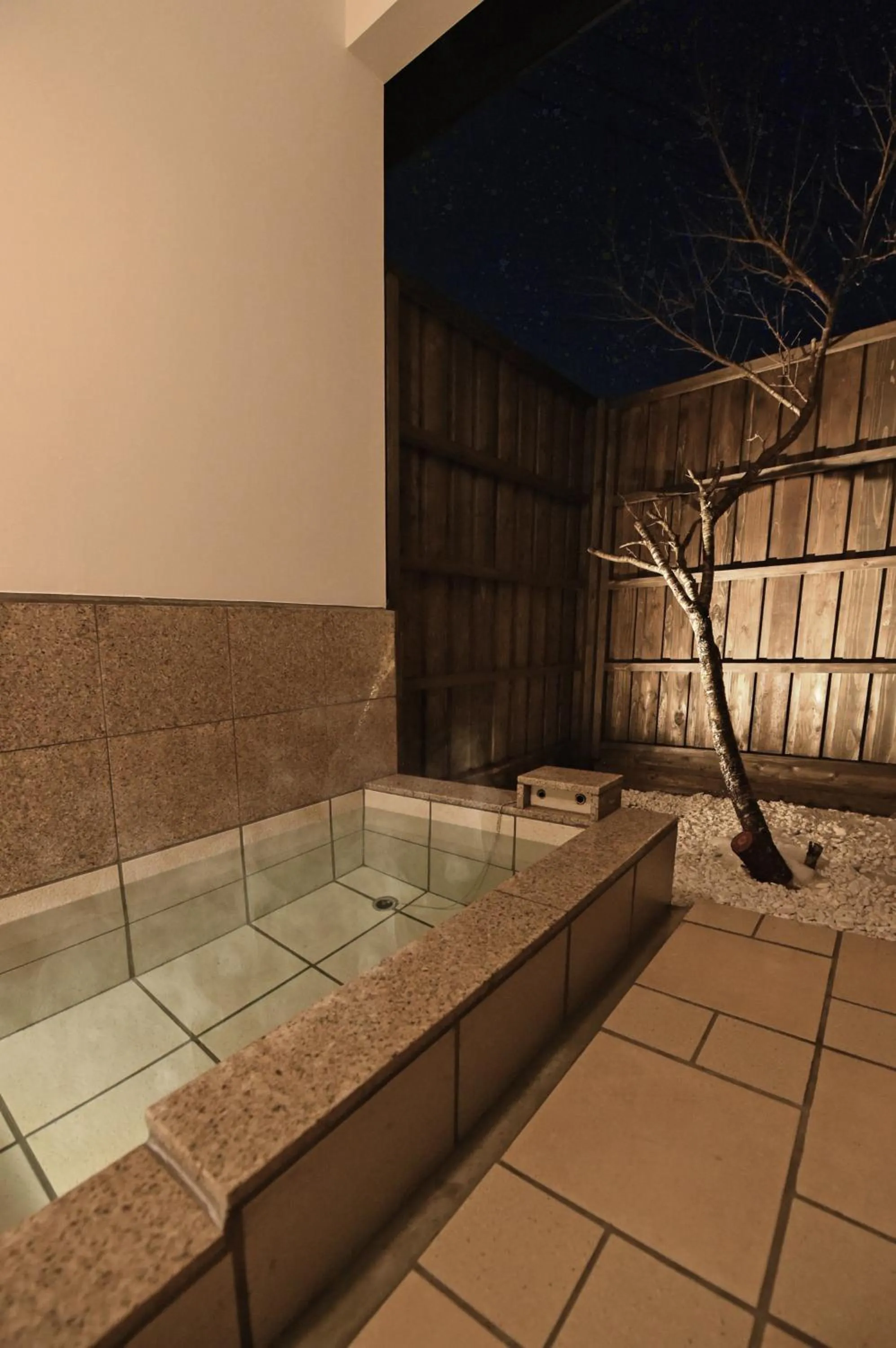 Hot Spring Bath in Hinata-an