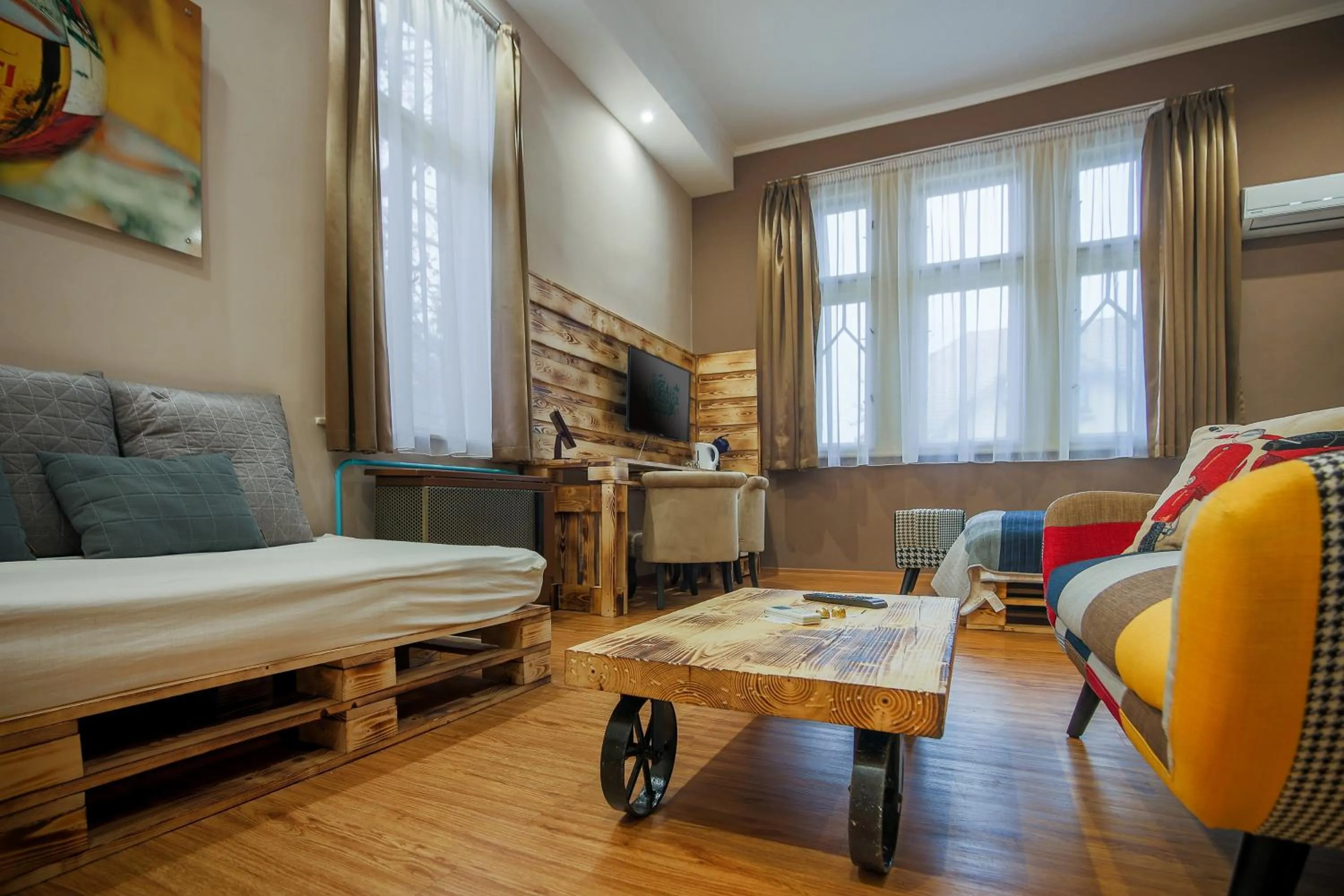 Photo of the whole room in Hotel Carpe Diem