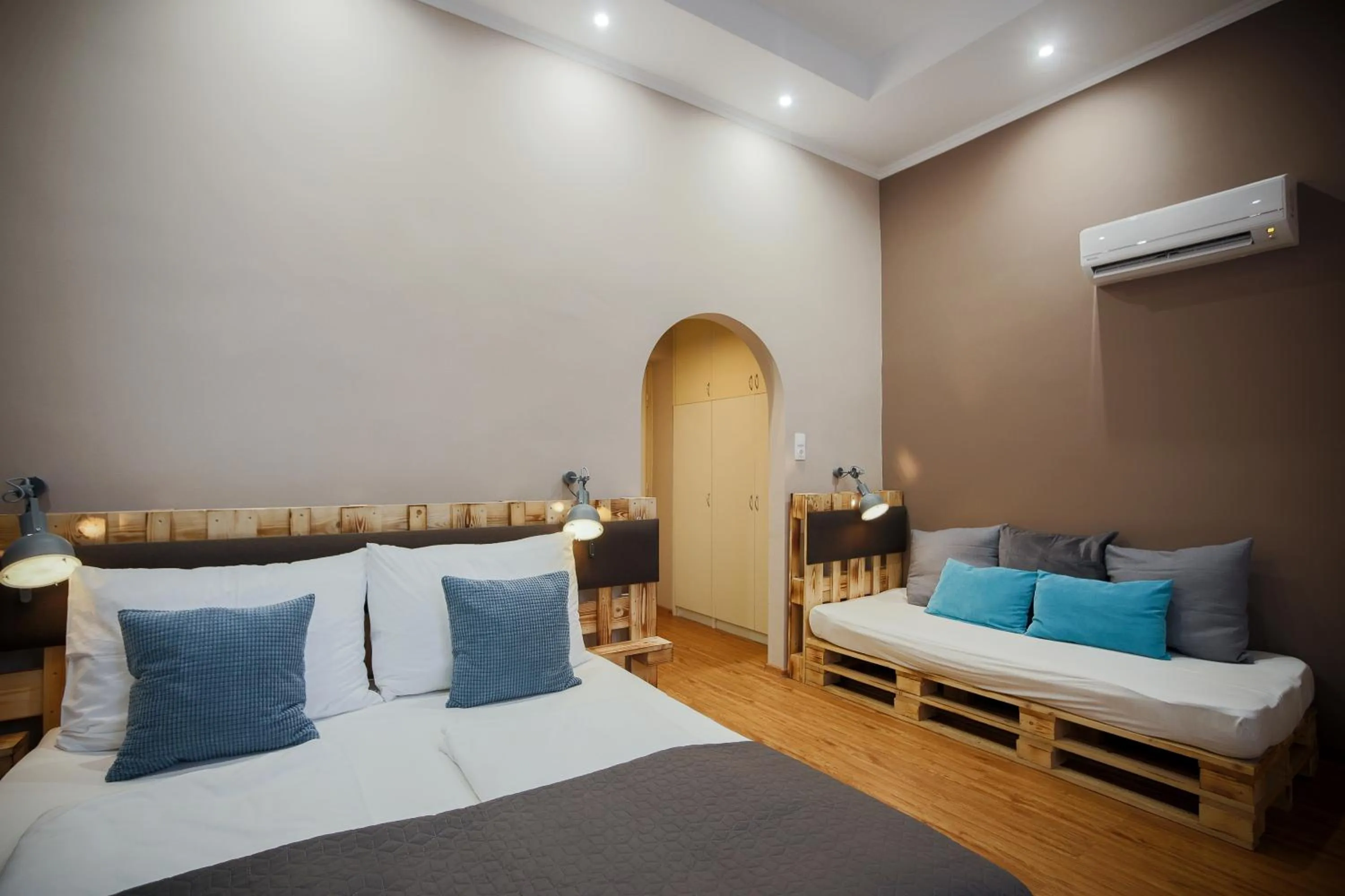 Photo of the whole room, Bed in Hotel Carpe Diem