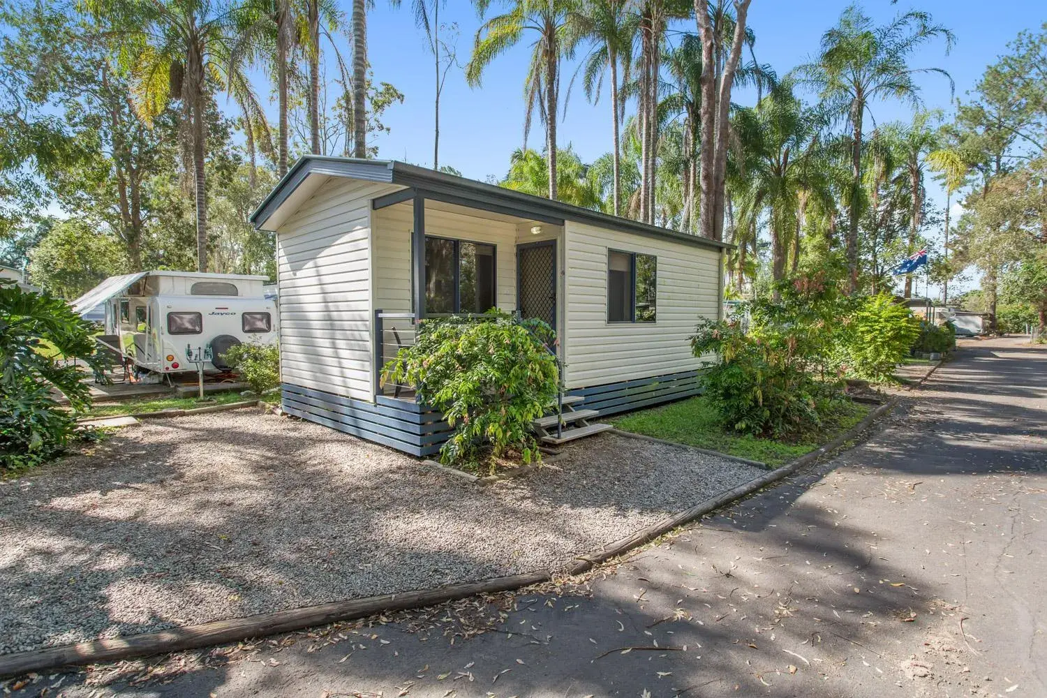 Standard 2 Bedroom Cabin in Landsborough Holiday Park Standard 2 Bedroom Cabin in Landsborough Holiday Park