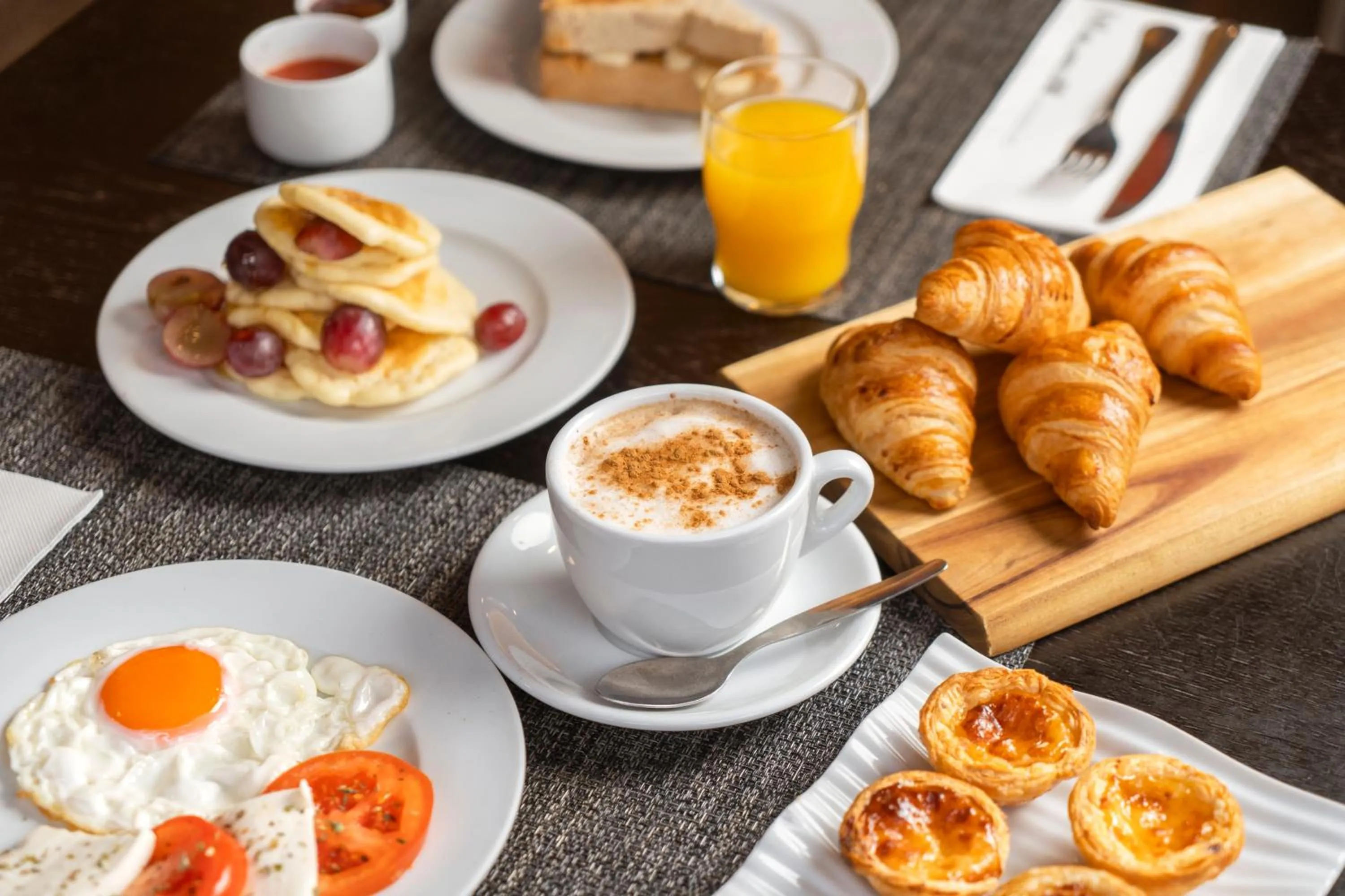 Restaurant/places to eat in HF Fénix Porto