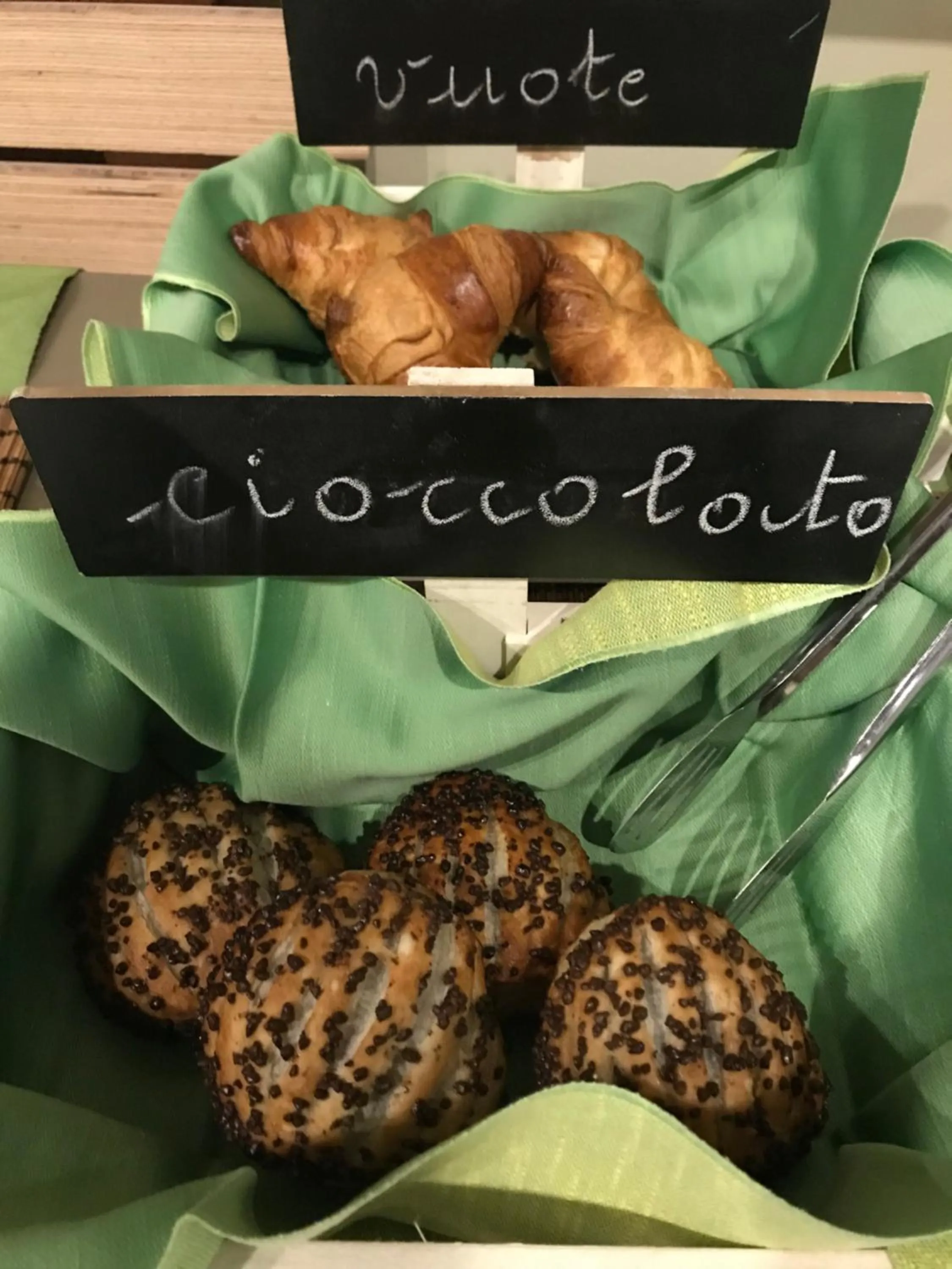 Continental breakfast in Hotel Residence Paradiso