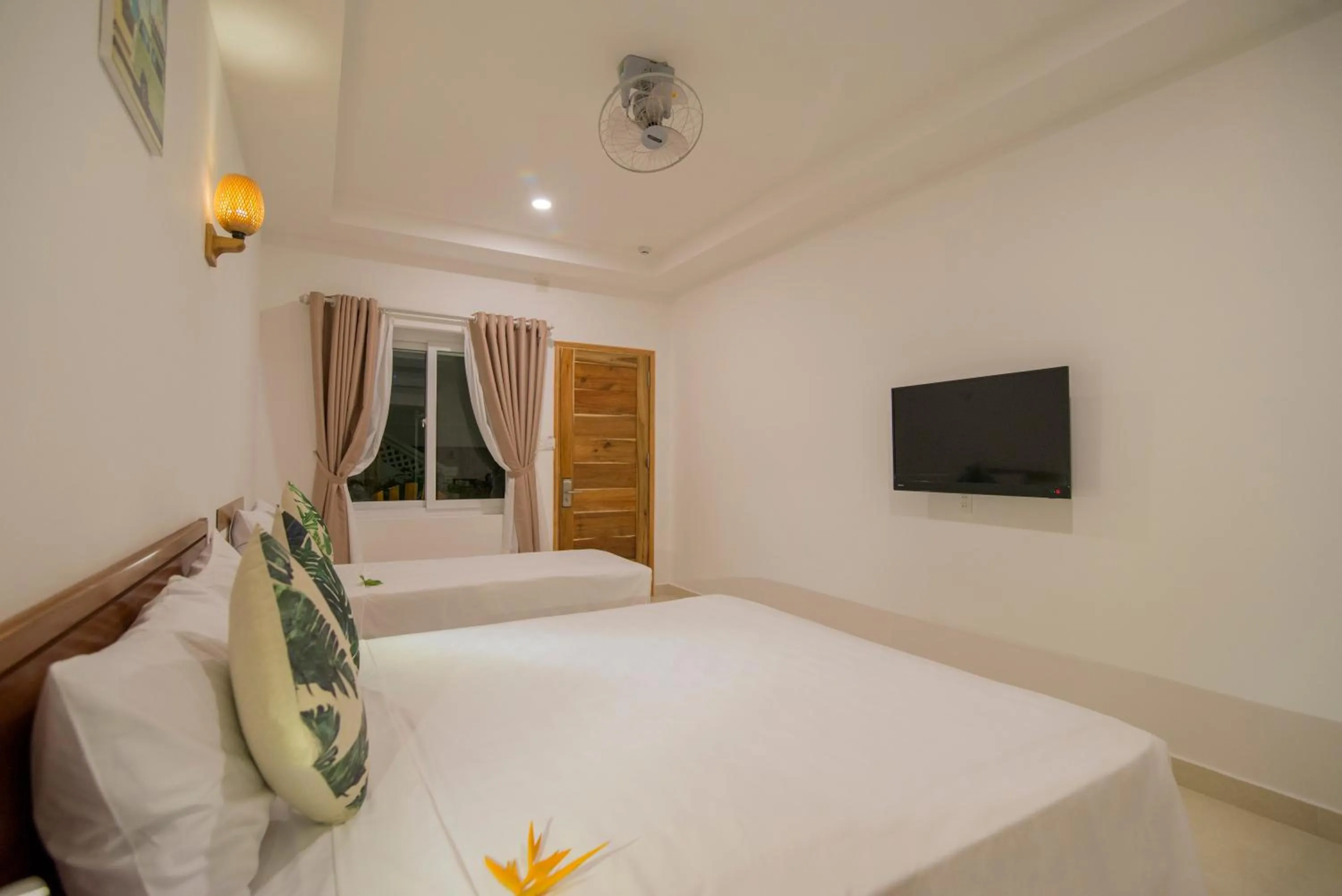 Photo of the whole room, Bed in Palma Resort