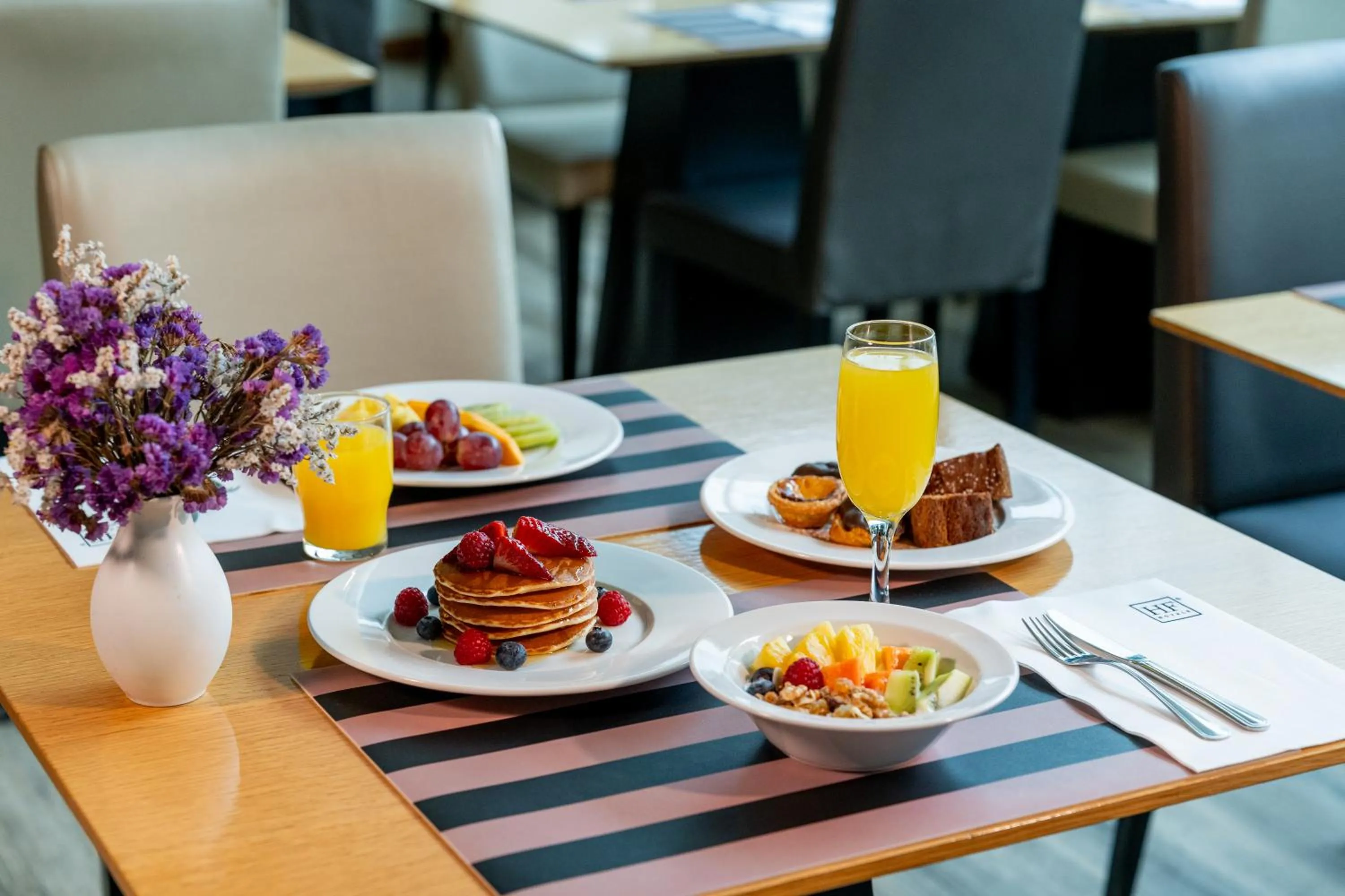 Breakfast in HF Ipanema Park