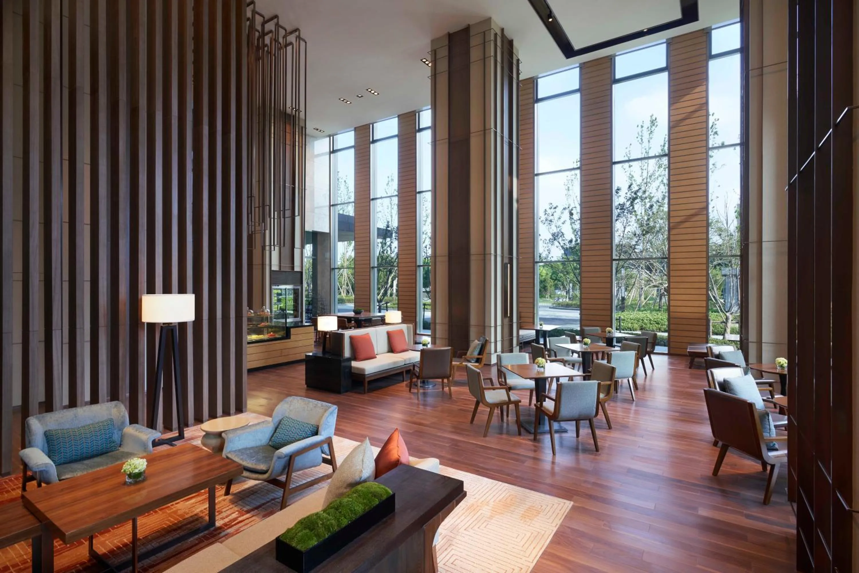 Lounge or bar in Hyatt Regency Shanghai Jiading