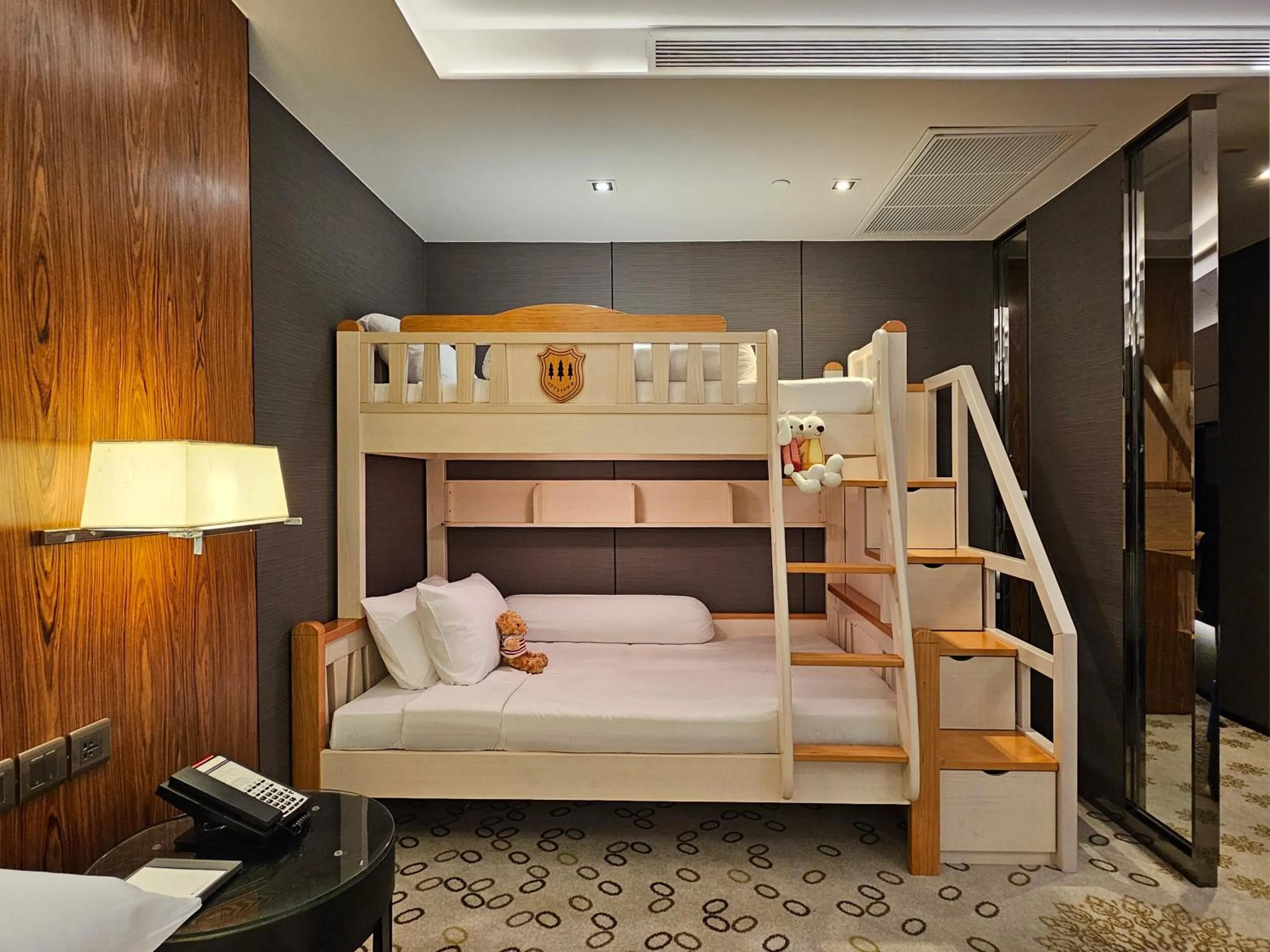 bunk bed, Bed in Hyatt Regency Bangkok Sukhumvit