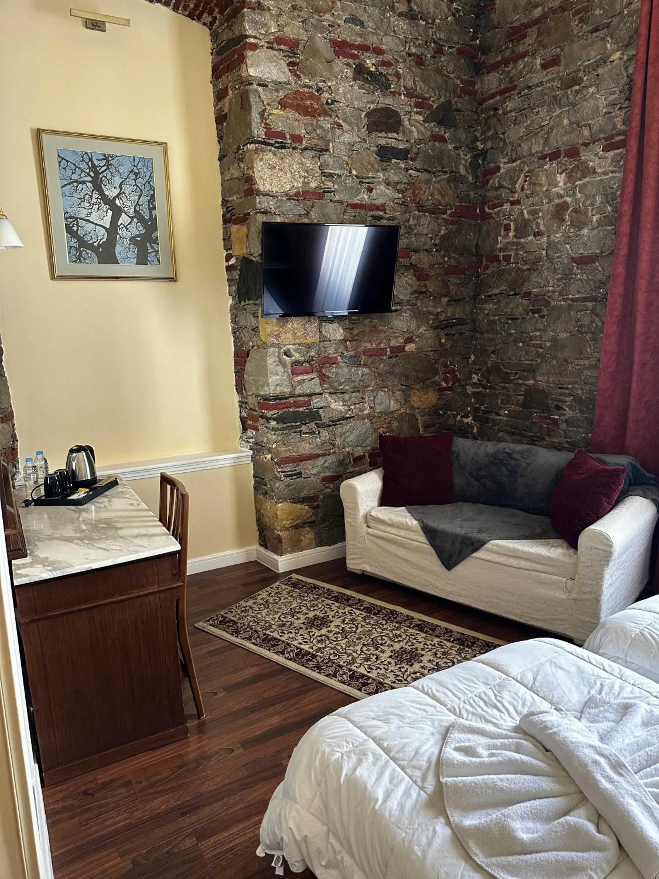 Bed in Hotel Aktaion Syros