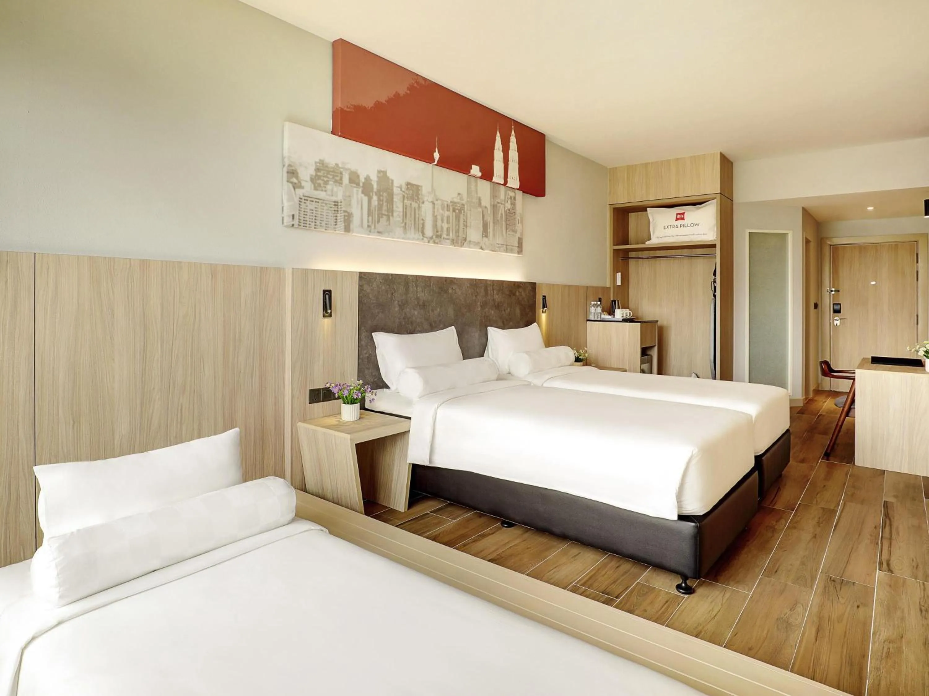 Bedroom, Bed in ibis Kuala Lumpur City Centre