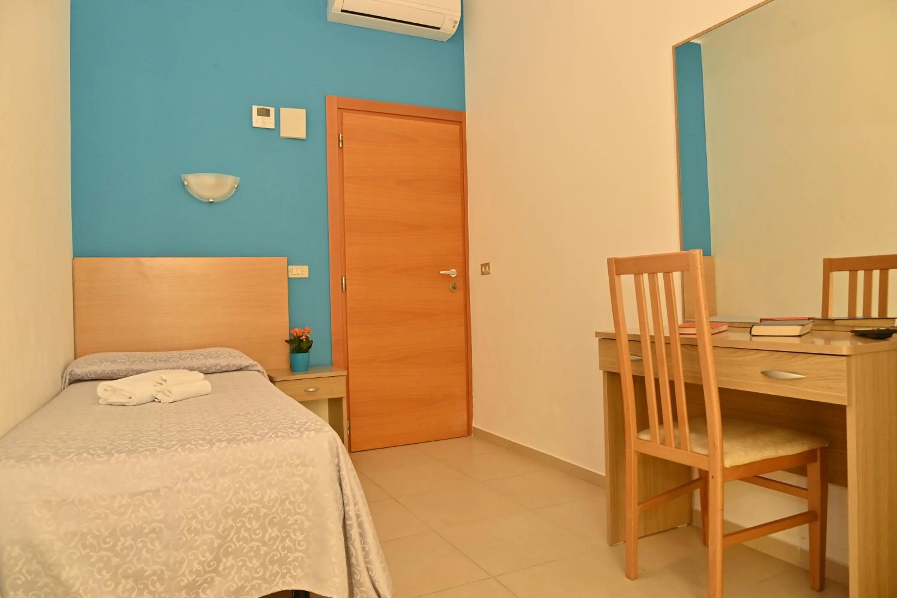 Photo of the whole room in Hotel ITALY