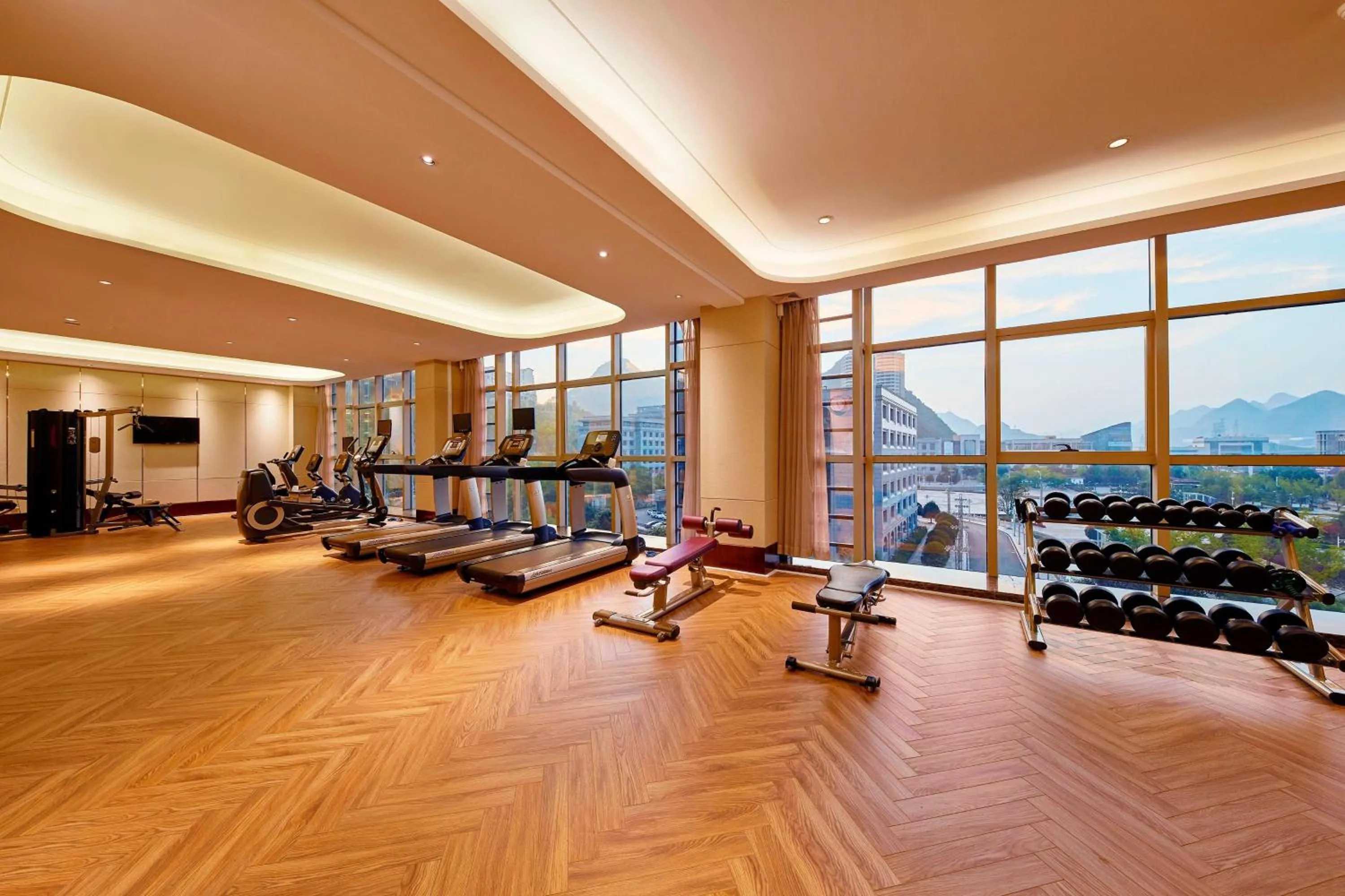 Fitness centre/facilities in Four Points by Sheraton Liupanshui