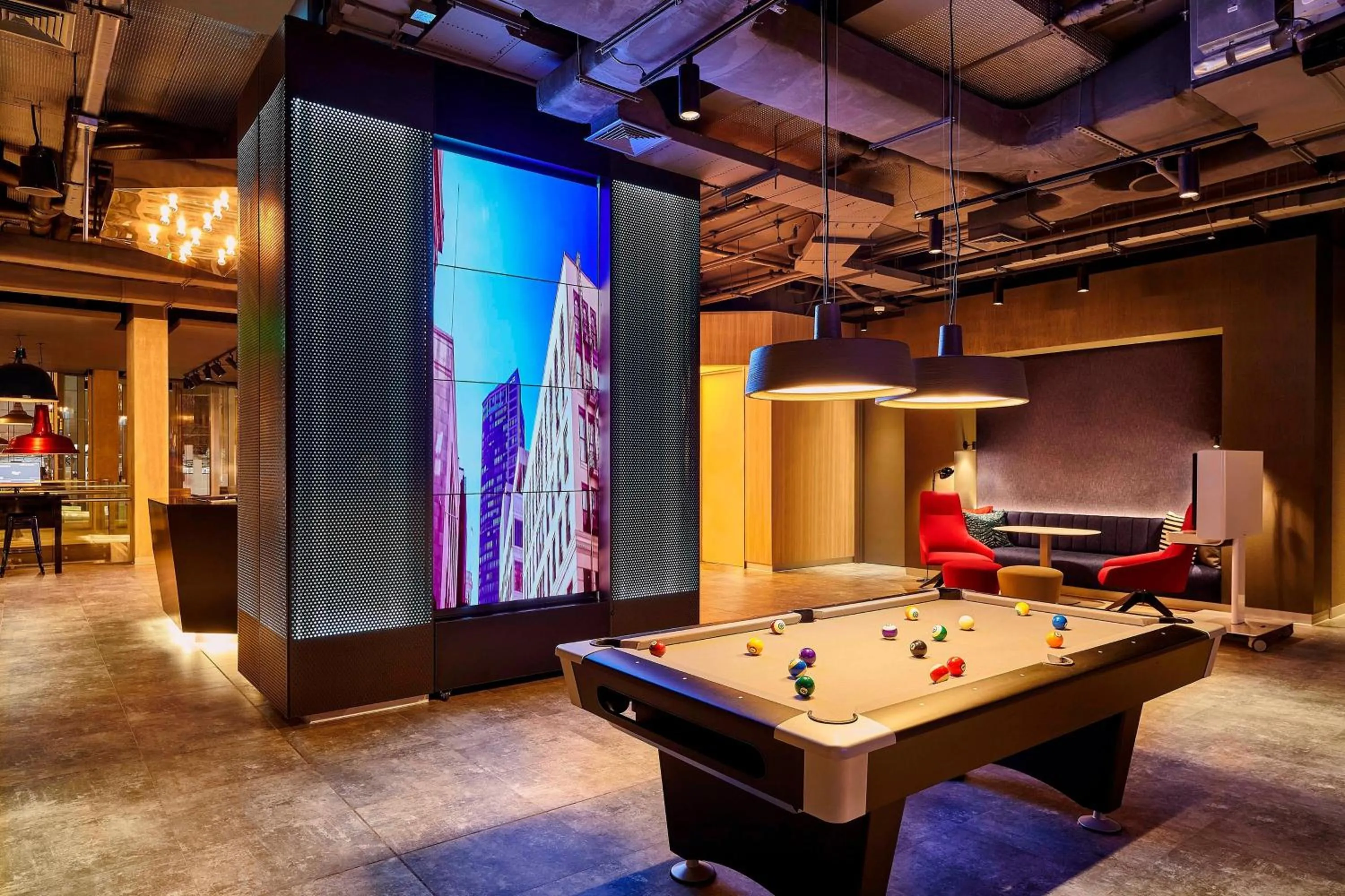 Swimming pool in Aloft Lima Miraflores