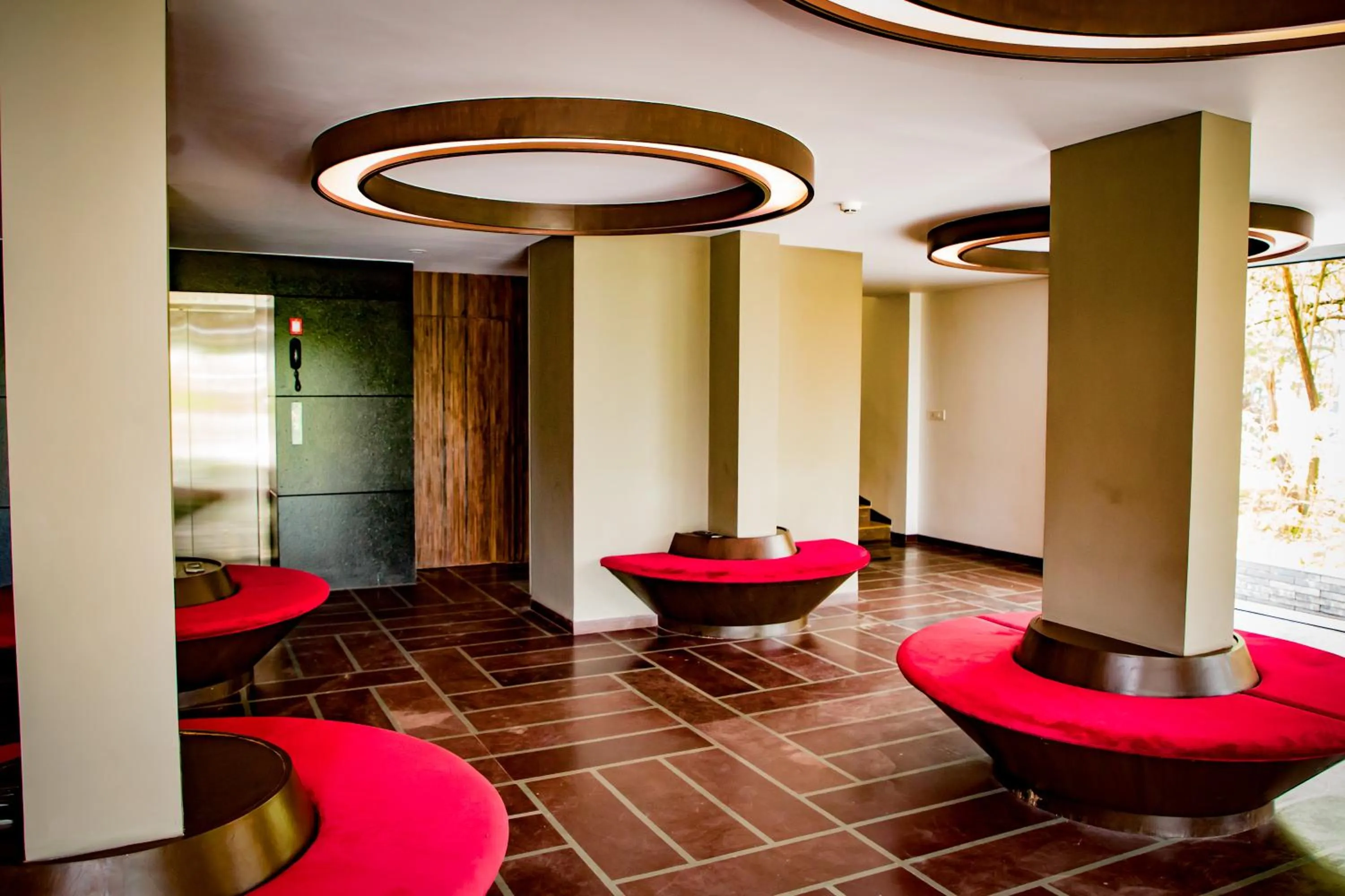 Lobby or reception in SinQ Prive