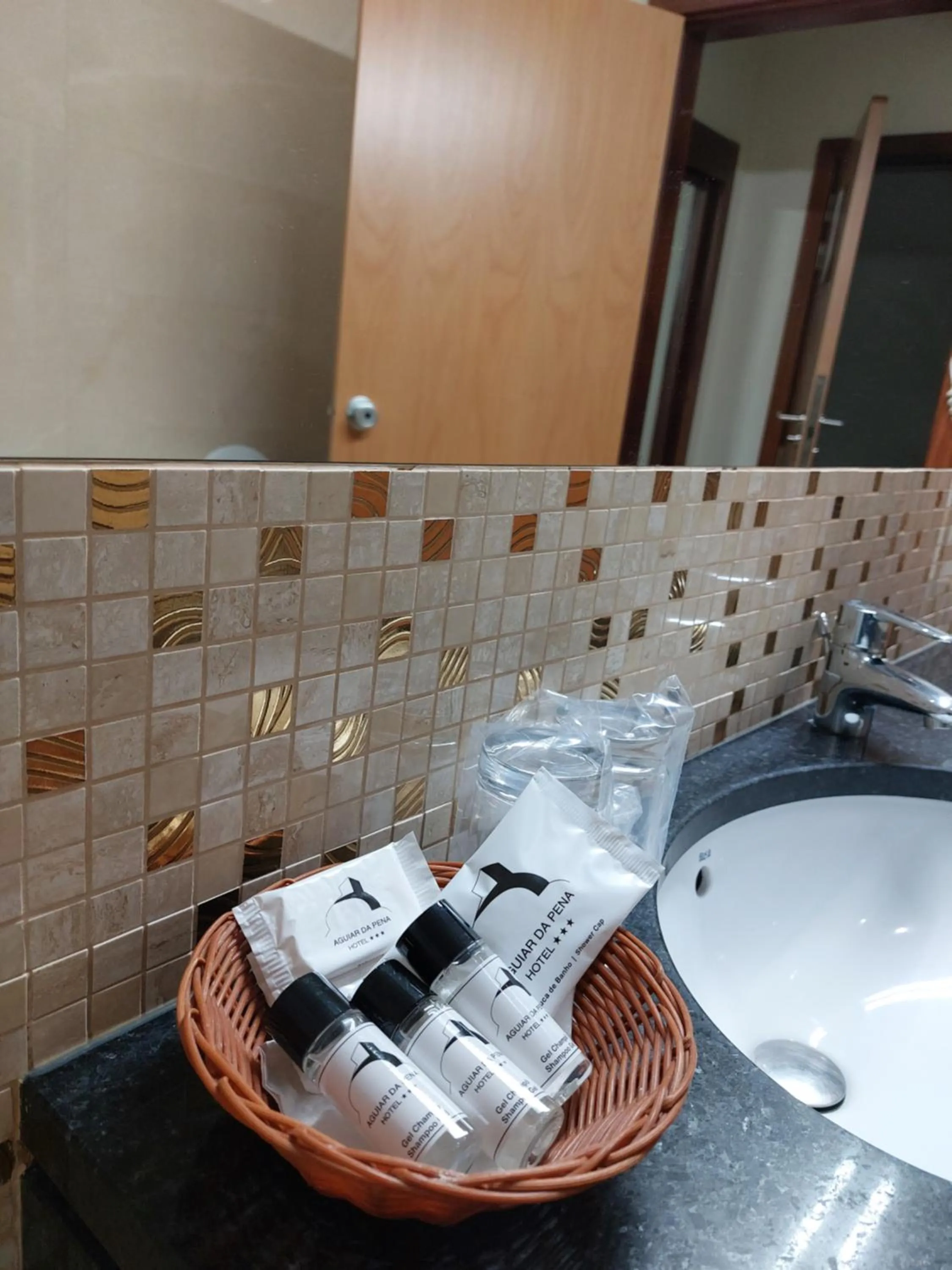 Bathroom in Hotel Aguiar da Pena