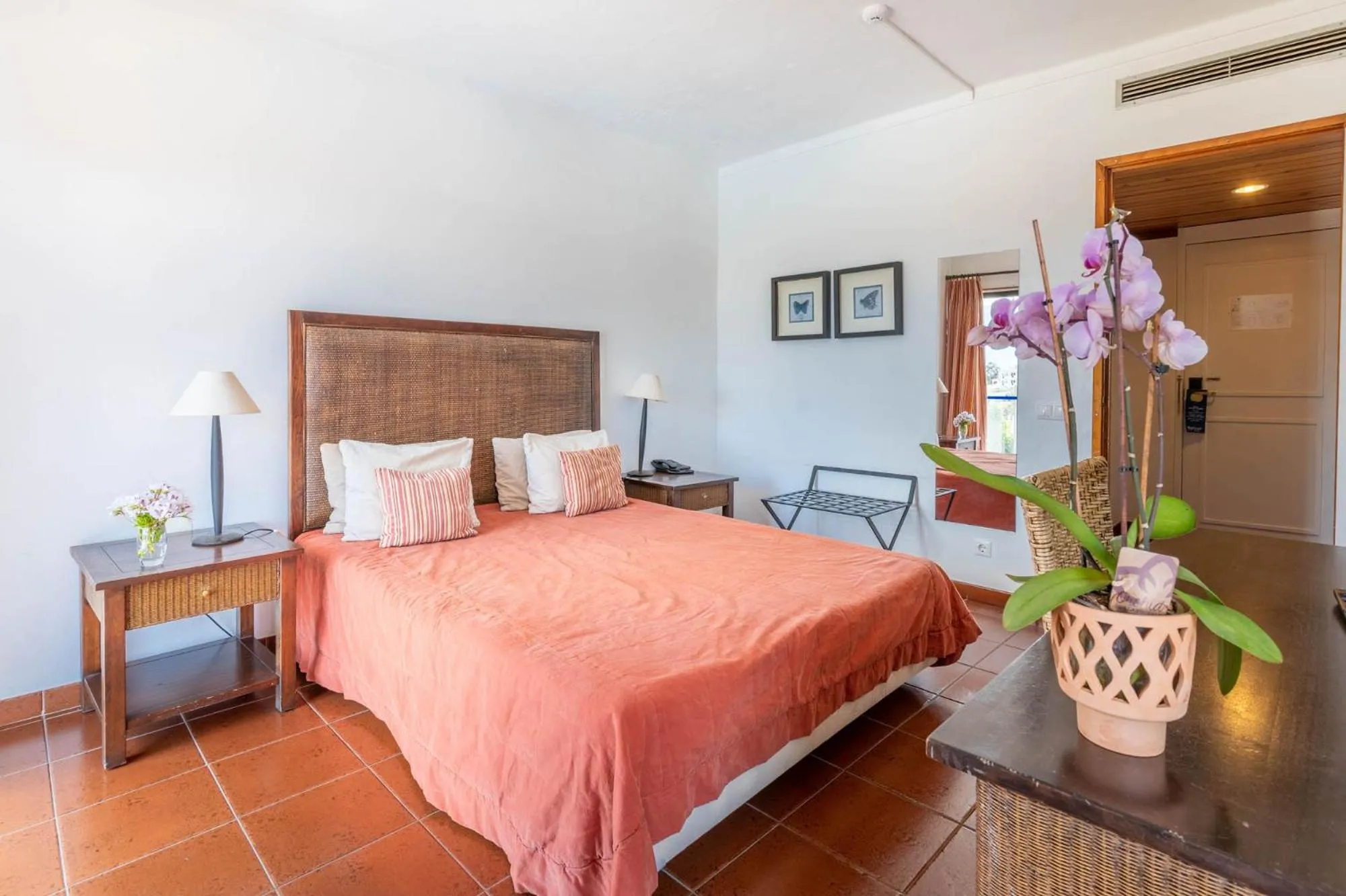 Bed in Hotel da Aldeia - Adults Only