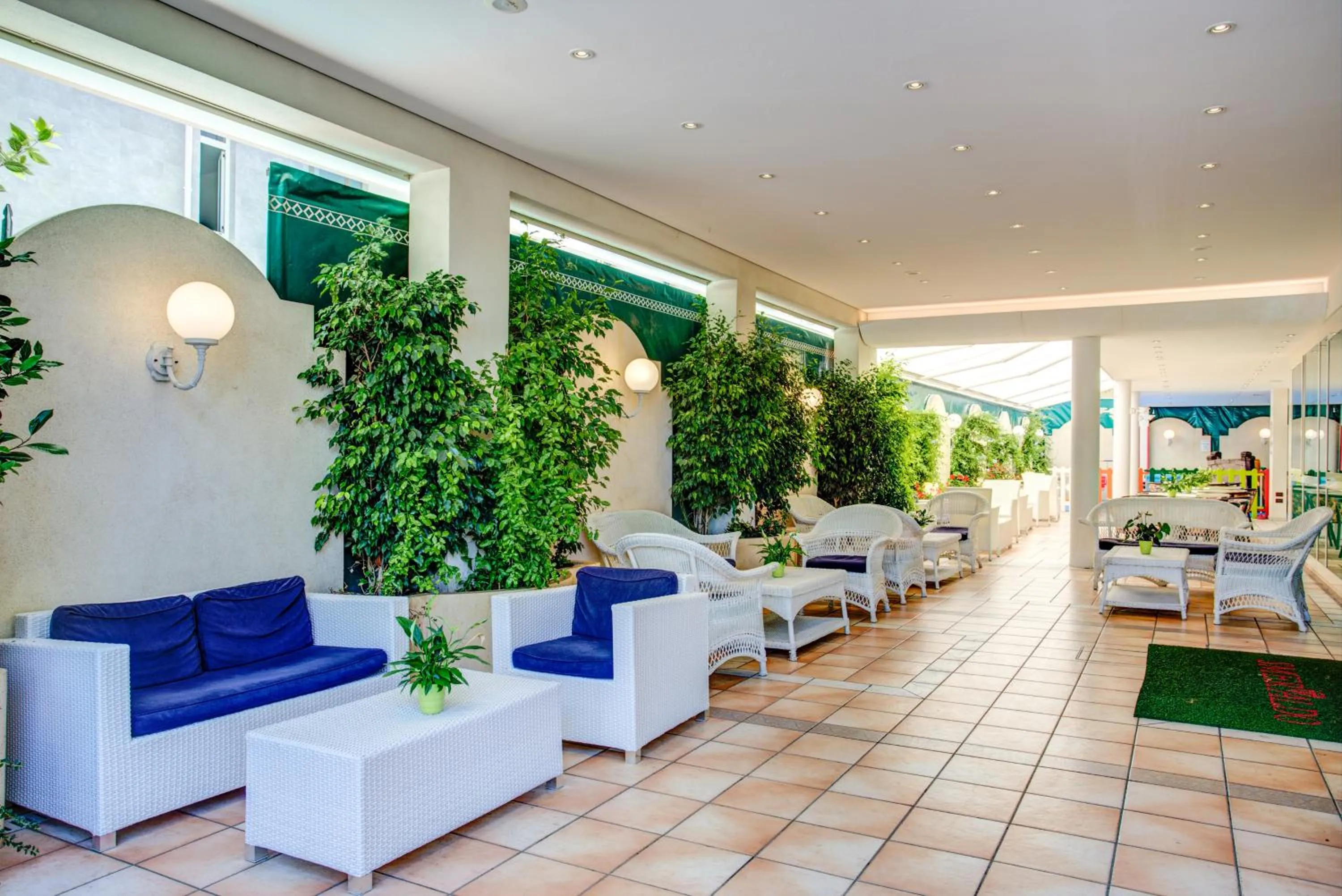 Patio in Hotel Smeraldo