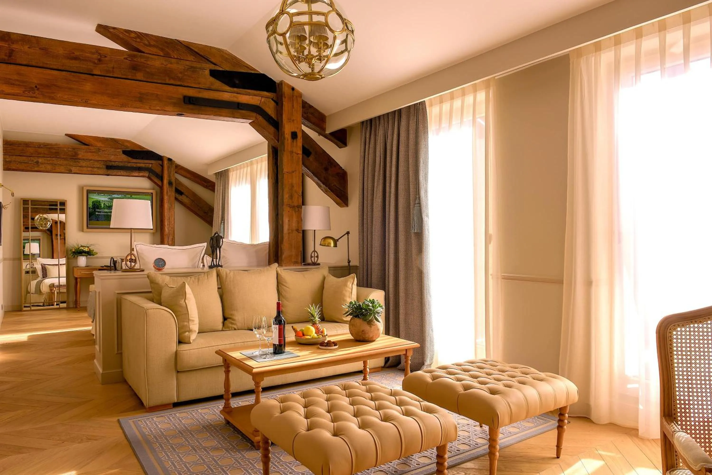 Living room in Hôtel Chais Monnet & Spa