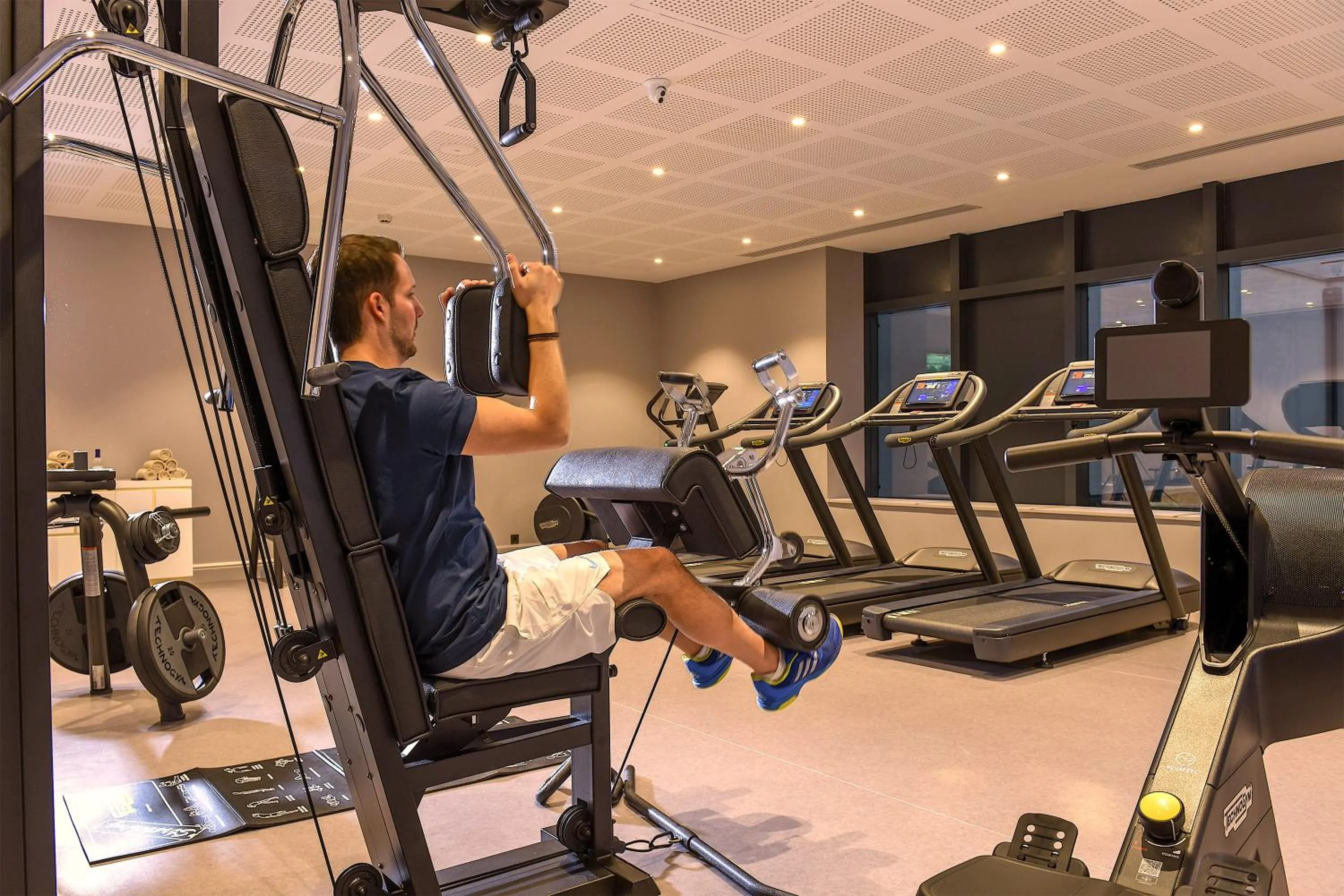 Fitness centre/facilities in Hôtel Chais Monnet & Spa