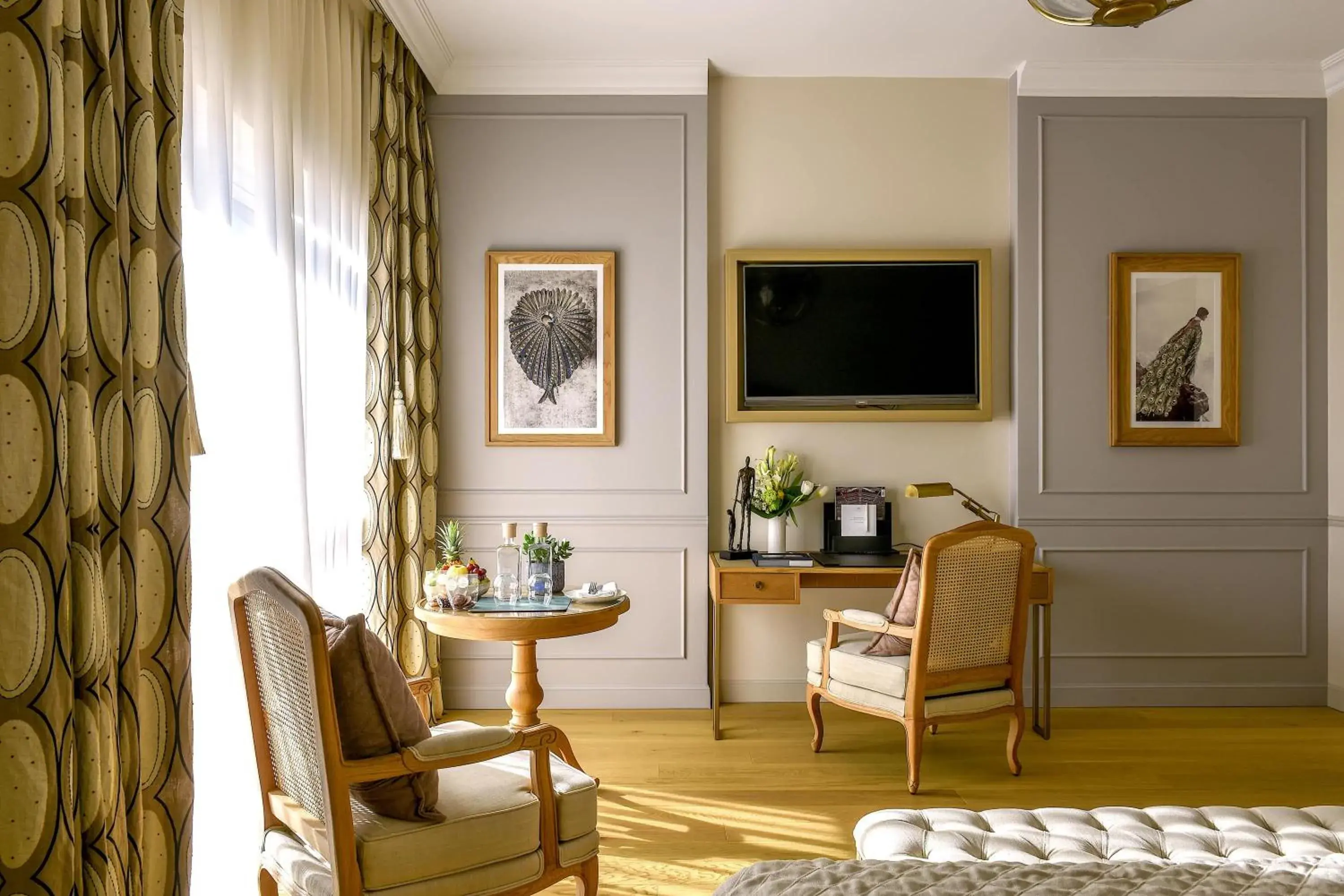 Deluxe Room Garden Level or with Balcony in Hôtel Chais Monnet & Spa Deluxe Room Garden Level or with Balcony in Hôtel Chais Monnet & Spa