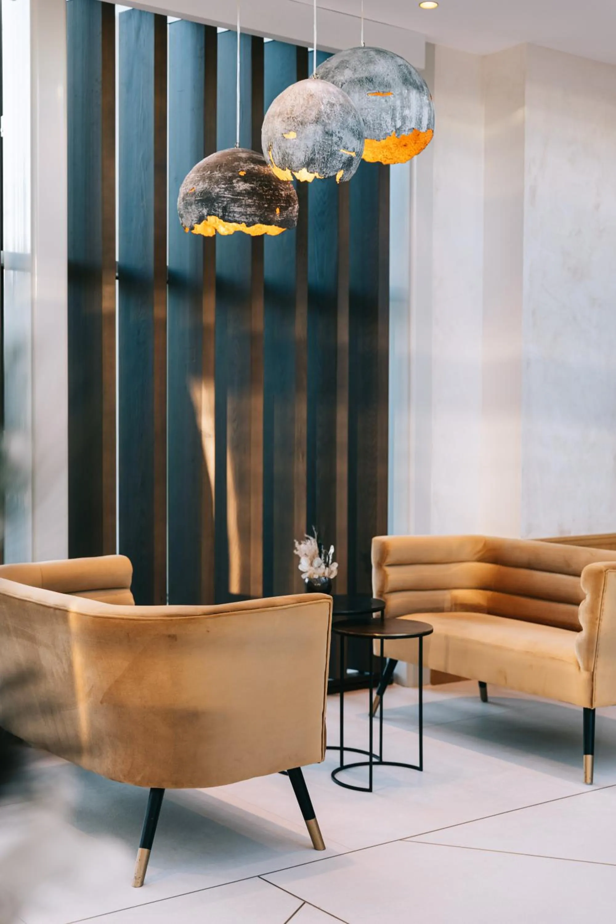 Lobby or reception in Hôtel Chais Monnet & Spa