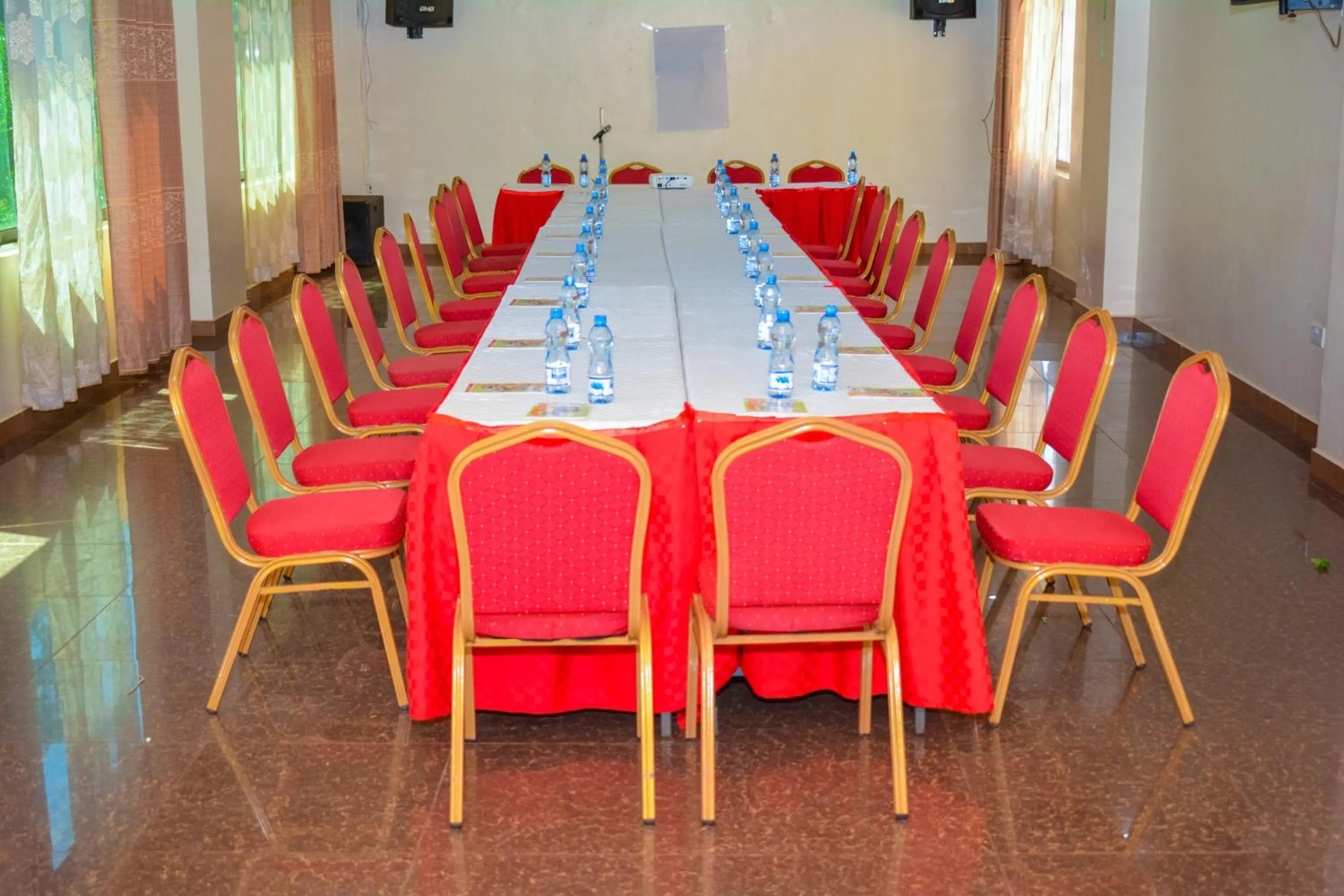 Meeting/conference room in Omega Gardens Hotel