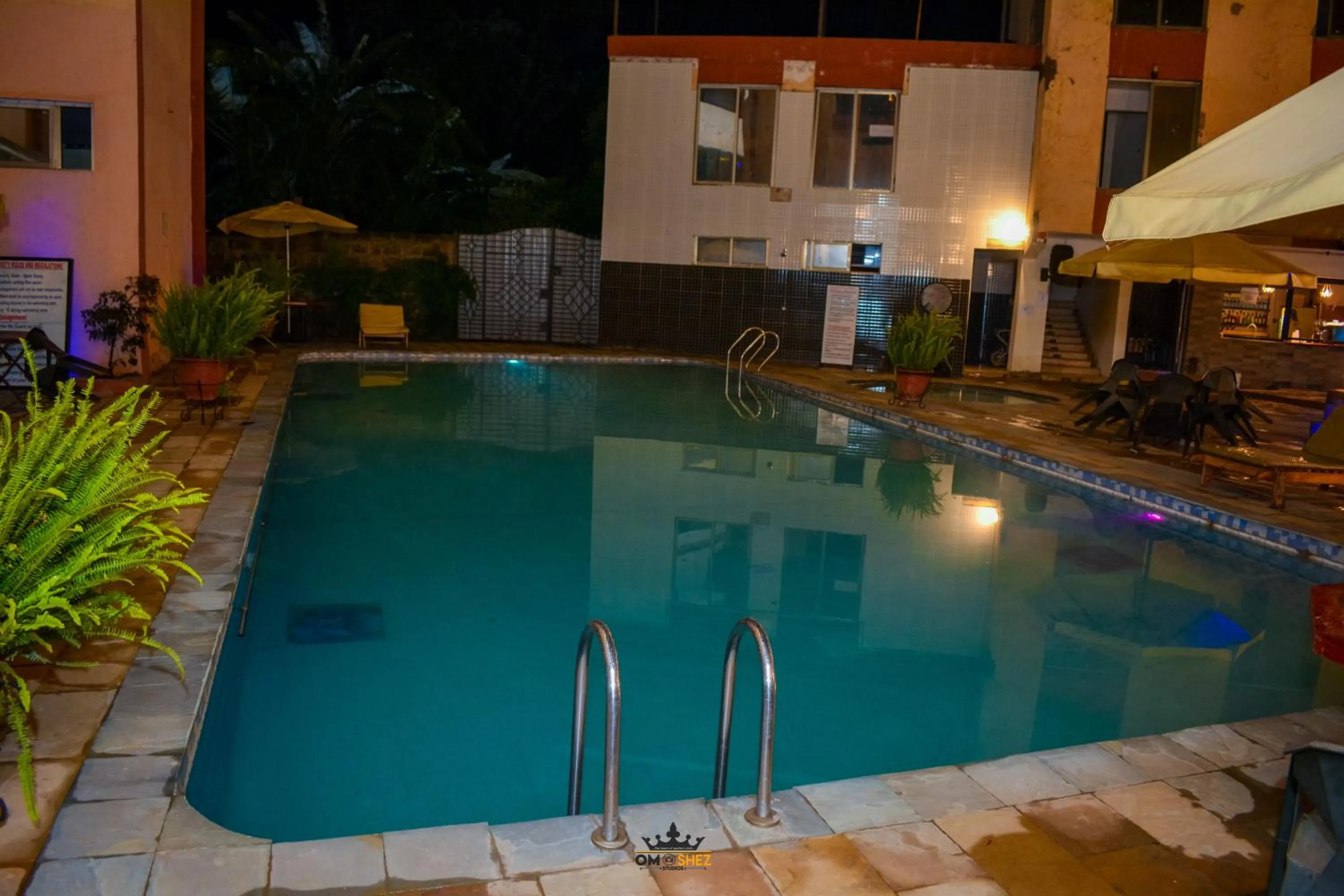 Swimming pool in Omega Gardens Hotel