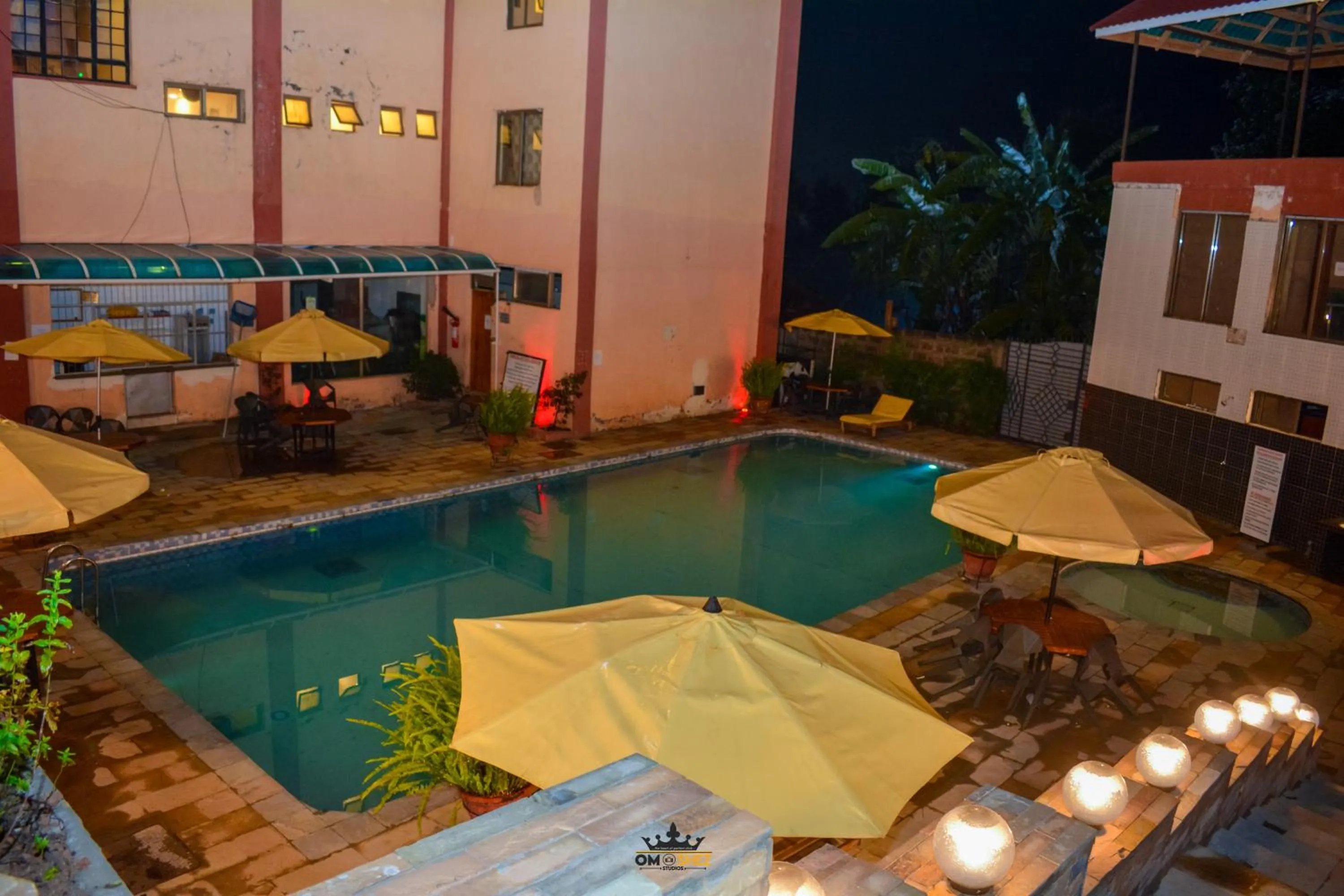 Swimming pool in Omega Gardens Hotel