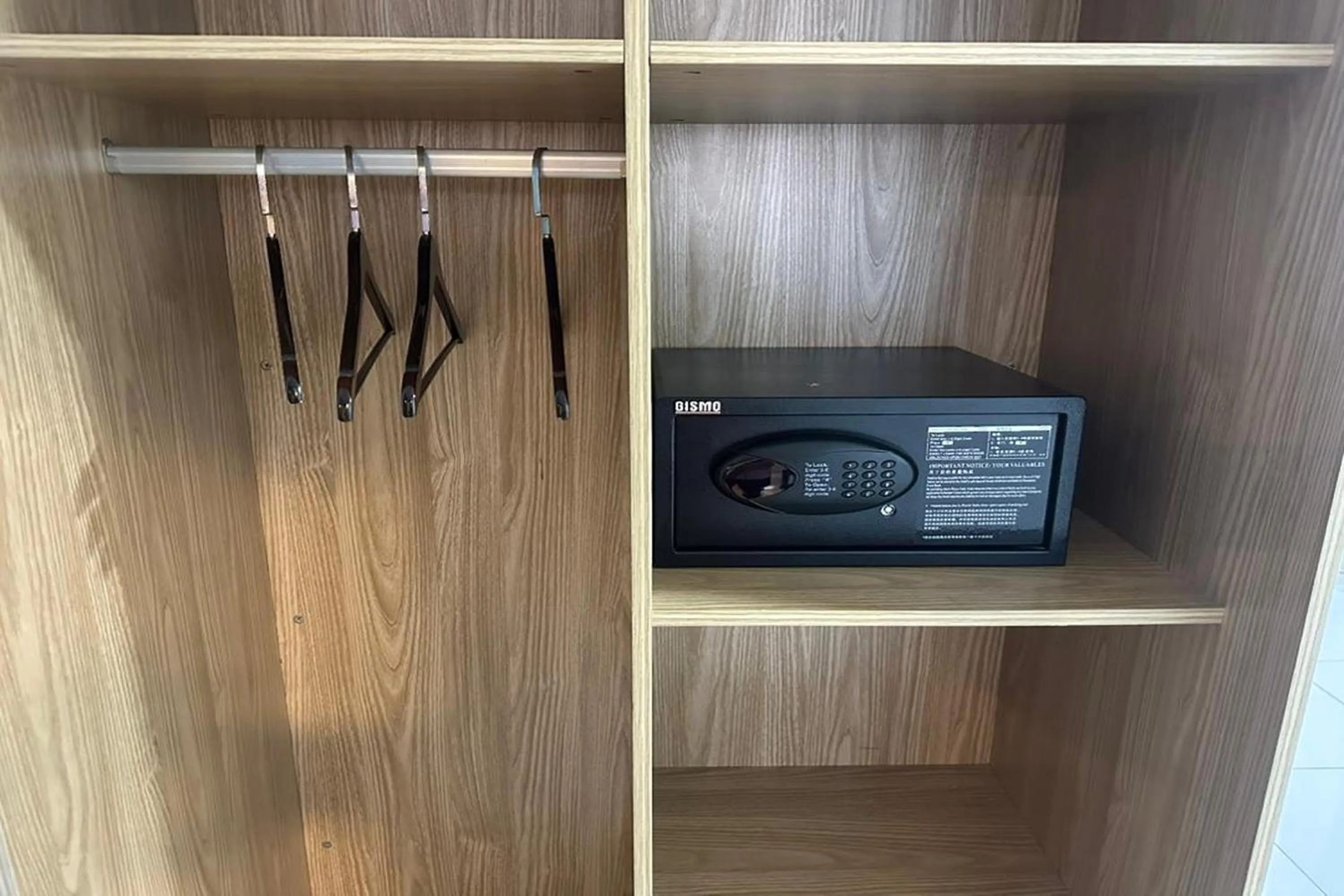 safe in Poorna Hotel