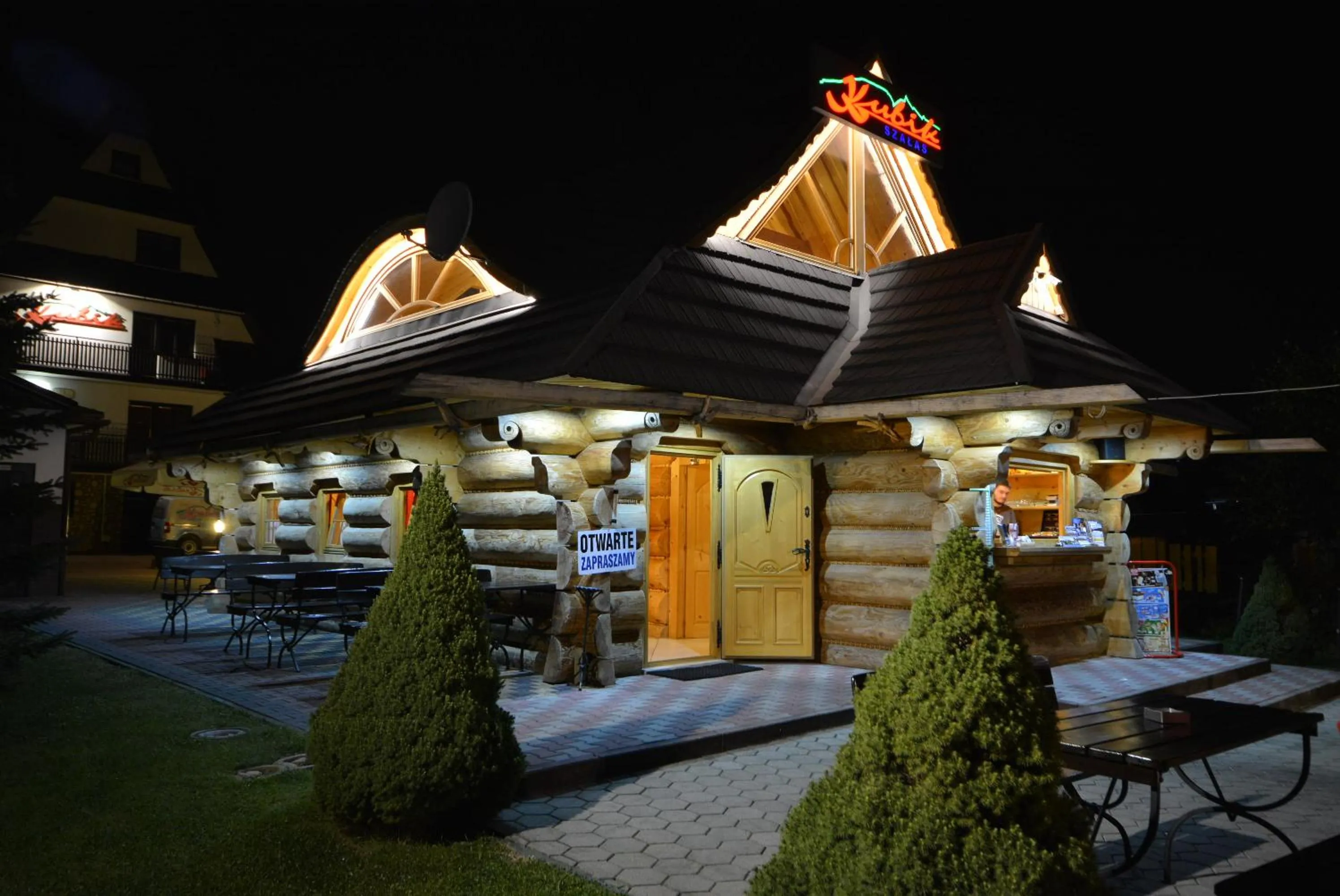 Property building in Willa Kubik